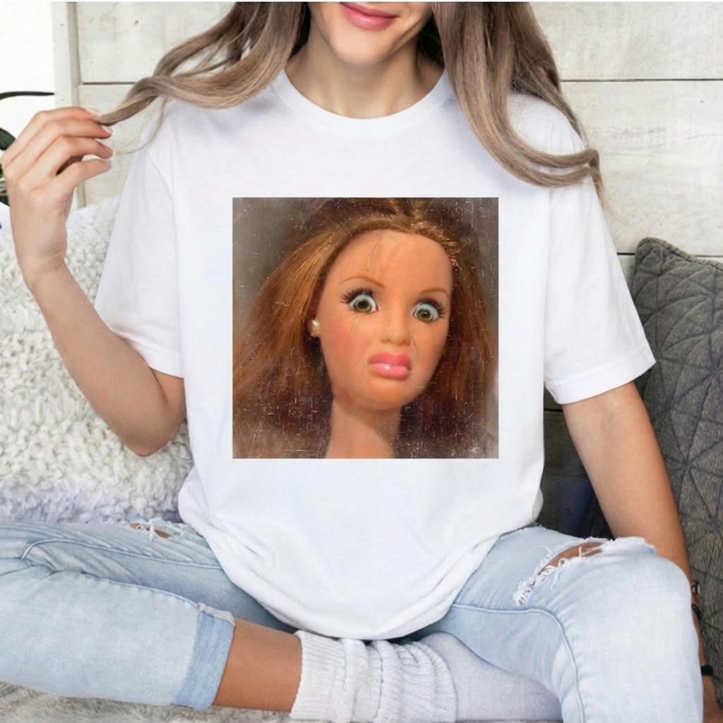 Funny Disgusted Doll Face Graphic Tee Women Y2K Aesthetic Crewneck Short Sleeve T-Shirt Casual Cotton Blend Summer Top for Teens Oversized Relatable Meme Streetwear Shirt