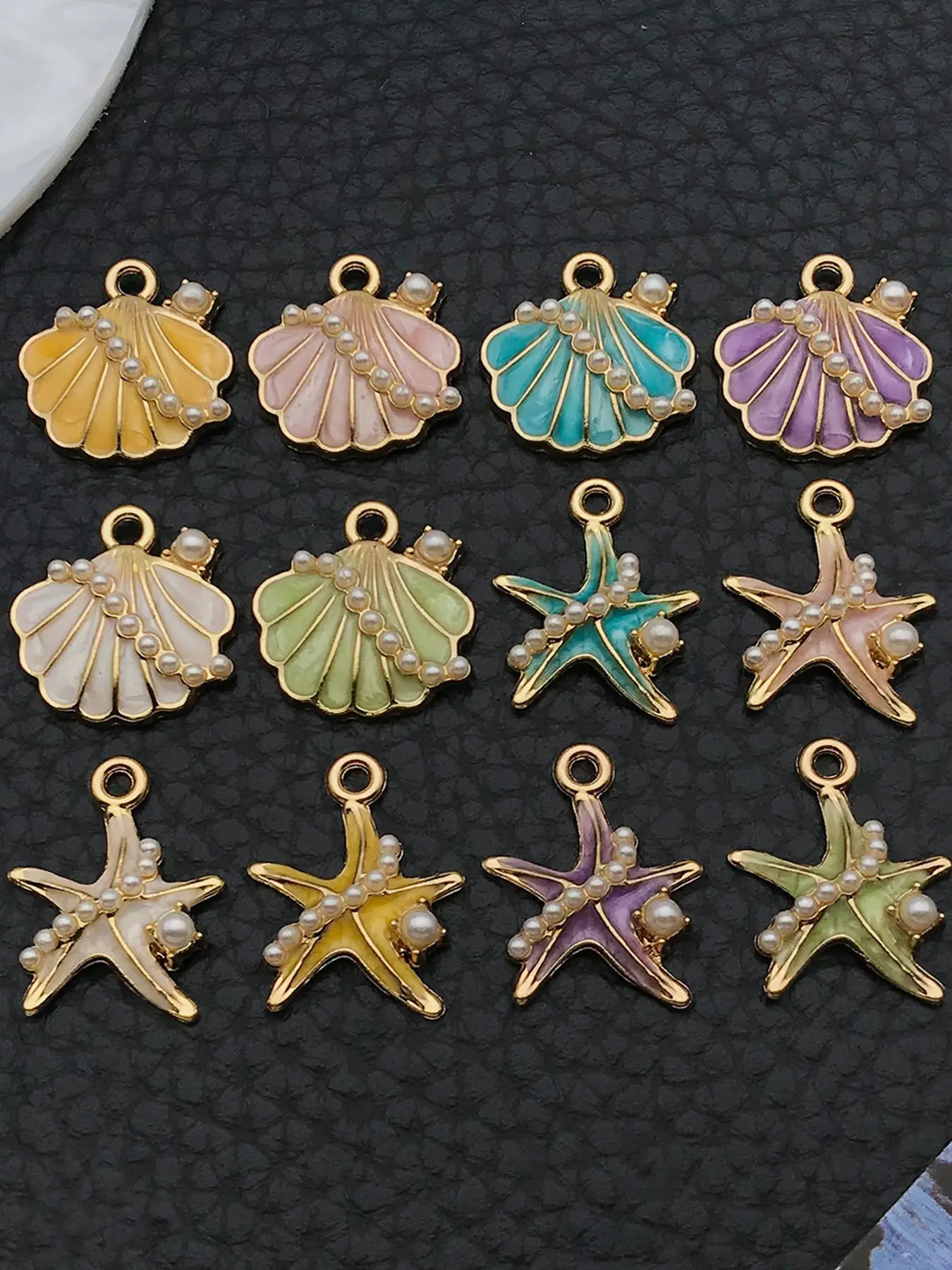 12pcs Assorted Enamel Starfish Shell Charms, Golden Plated Imitation Pearl Ocean Themed Pendants DIY Jewelry Making Accessories for Earrings Necklace Bracelet Phone Bag Decoration
