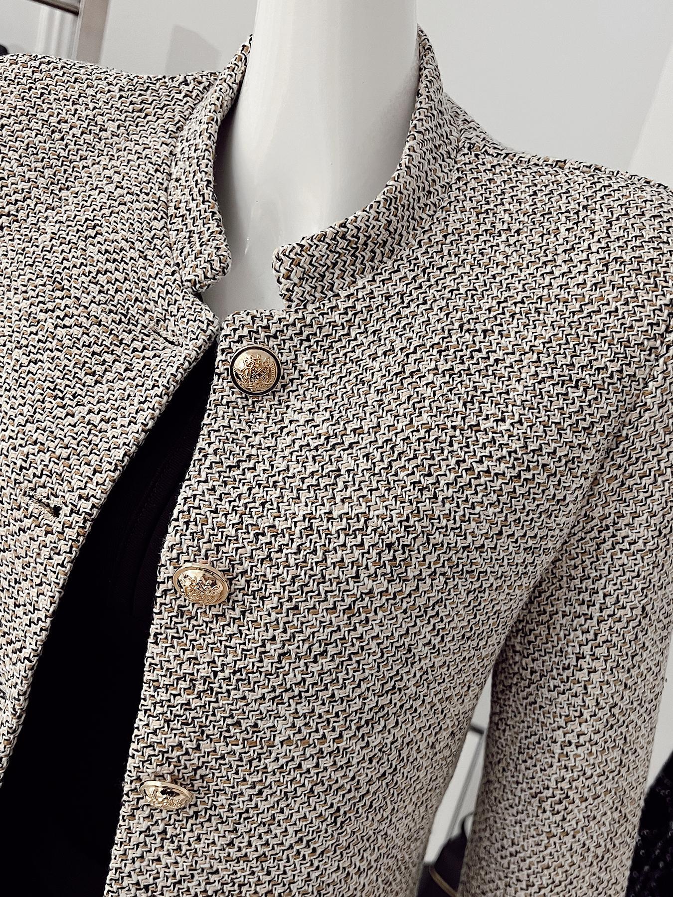 Women's Solid Button Front Coat, Casual Fitted Long Sleeve Outerwear for Fall & Winter, Ladies Clothes for Work Office Business, Casual Fashionable Jacket, Womenswear