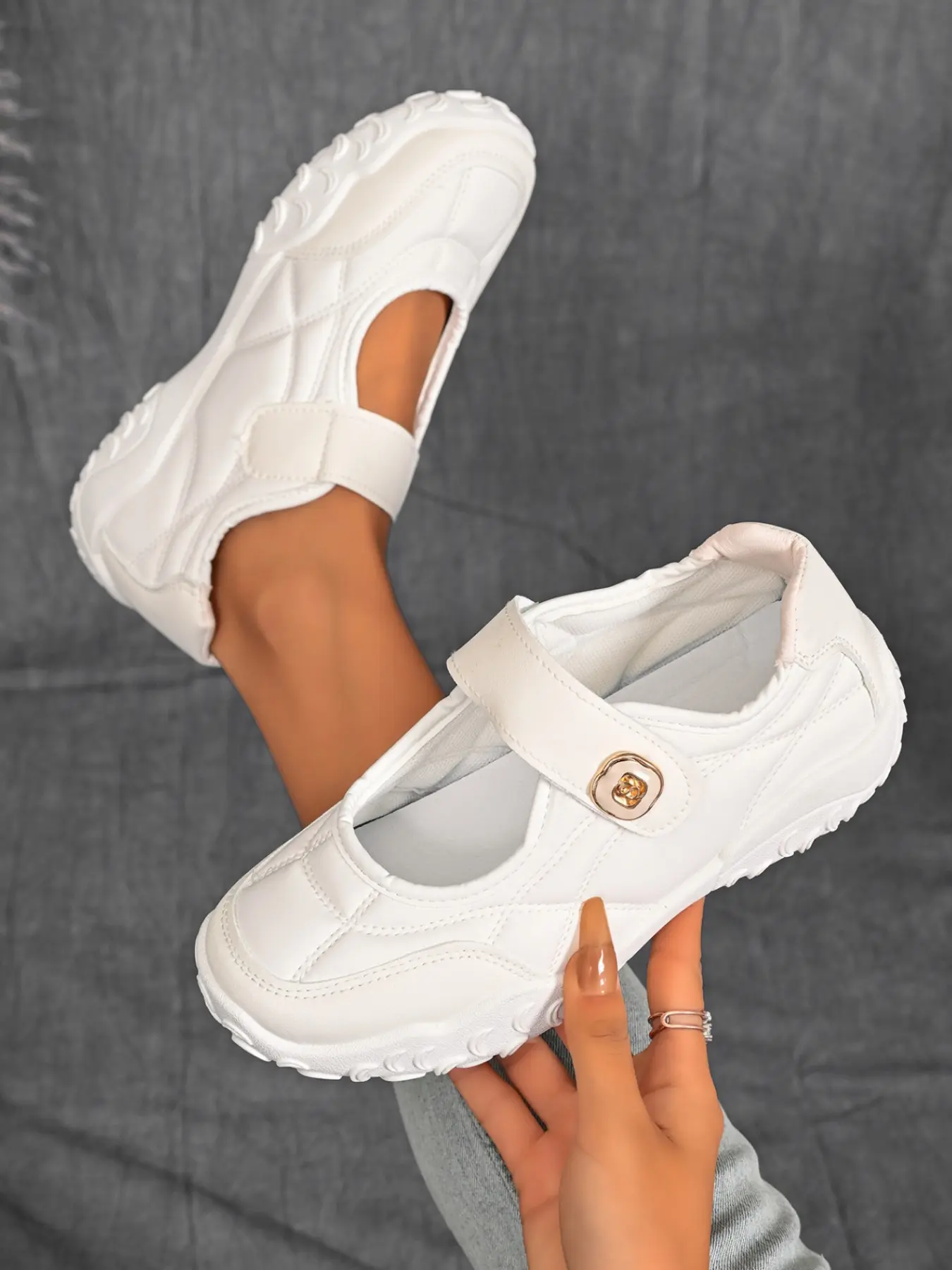 Women's Low Top Breathable Lightweight Sports Shoes, Soft Sole Anti-Slip Casual Shoes, Comfortable Fashion Sport Leisure Shoes
