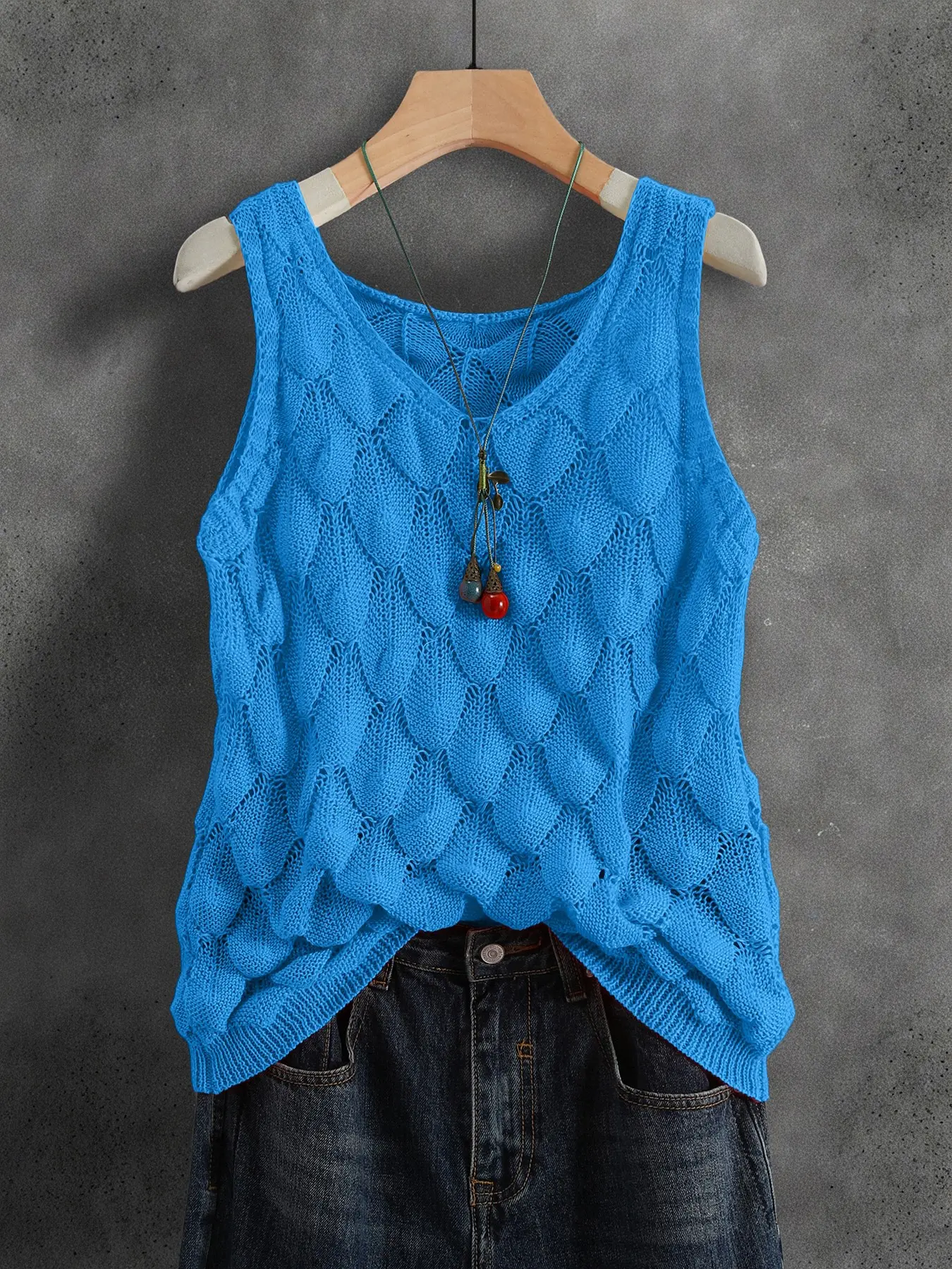 Women's Casual Comfortable Elegant Lace Knit Beach Camisole Tank Top, Solid Color Sleeveless Upper, Ideal for Summer Daily Wear and Vacation