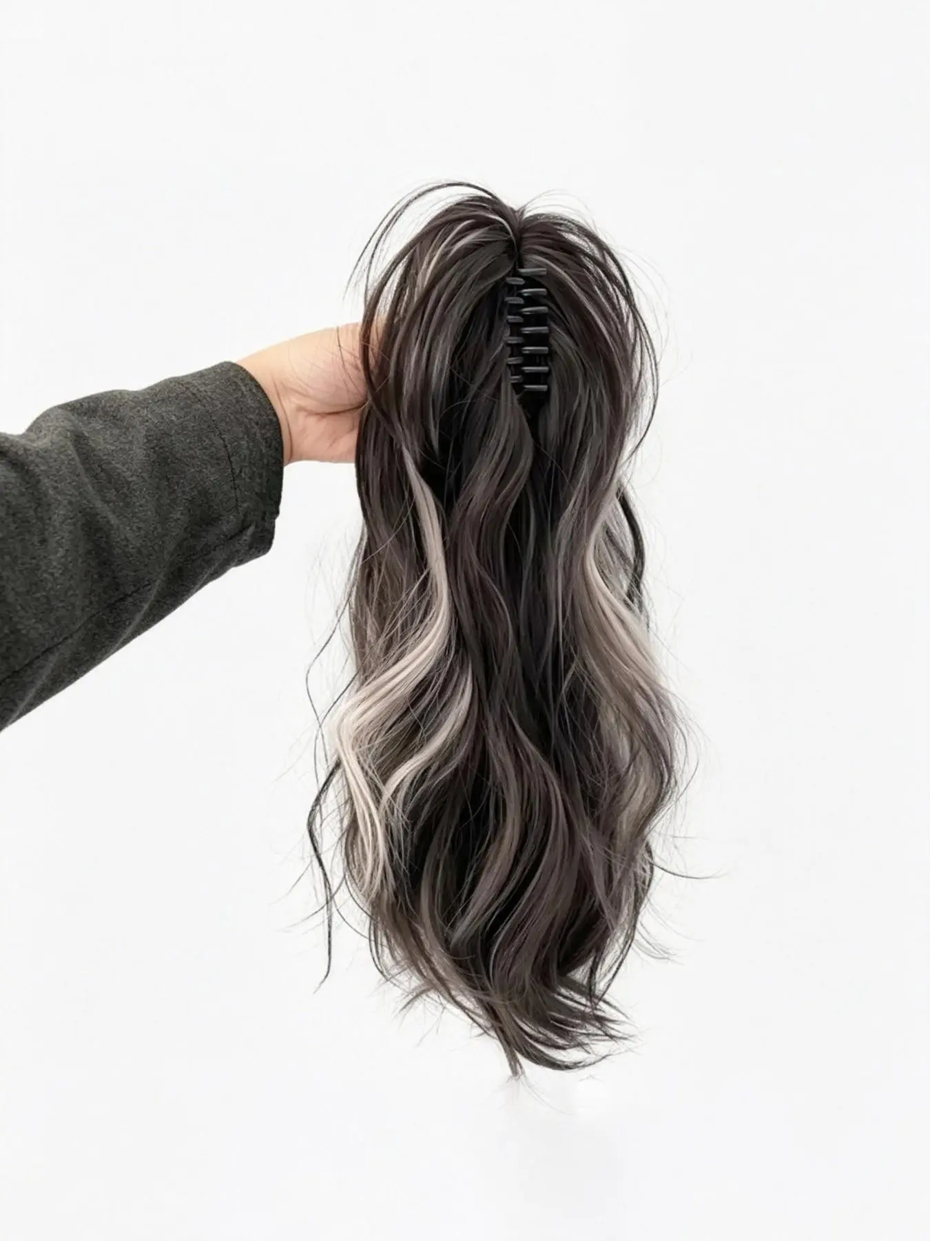 Fashionable Fluffy High Ponytail Wig with Big Claw Clip, Natural Looking Black to Ash Grey Highlight Curly Wave Hair Extension for Women, Lightweight Synthetic Hairpiece with Secure Grip, Soft Layered Texture and Bouncy Movement, Perfect for Everyday Styl