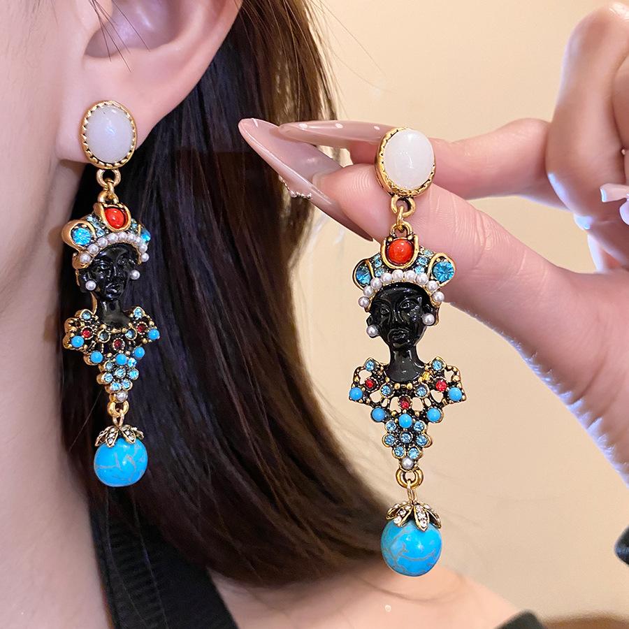 Vintage silver needle set with diamond resin oval earrings, a light luxury and high-end stud, a vintage court-style earring