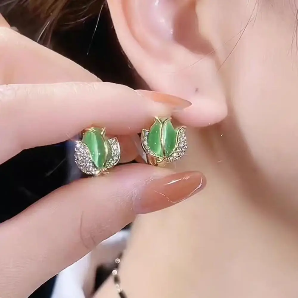 Cat Eye Stone Stud Earrings, Minimalist Tulip Floral Jewelry for Women with Anti-tarnish Plating for Daily Wear, Light Luxury, Lightweight, Anti-Tarnish Metal, Female Jewelry, Floral Form, Women's Fashion, Floral Motif