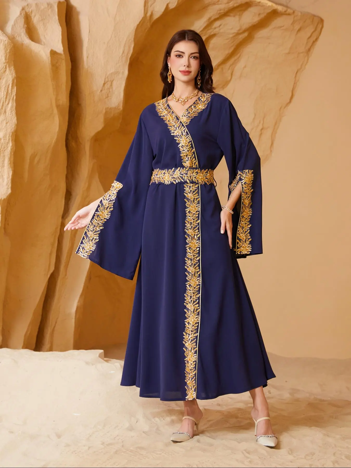 Women's Embroidered V Neck Long Sleeve Dress, Elegant Arabic Islamic Clothes for Women, Muslim Dress for Party Holiday Daily Wear