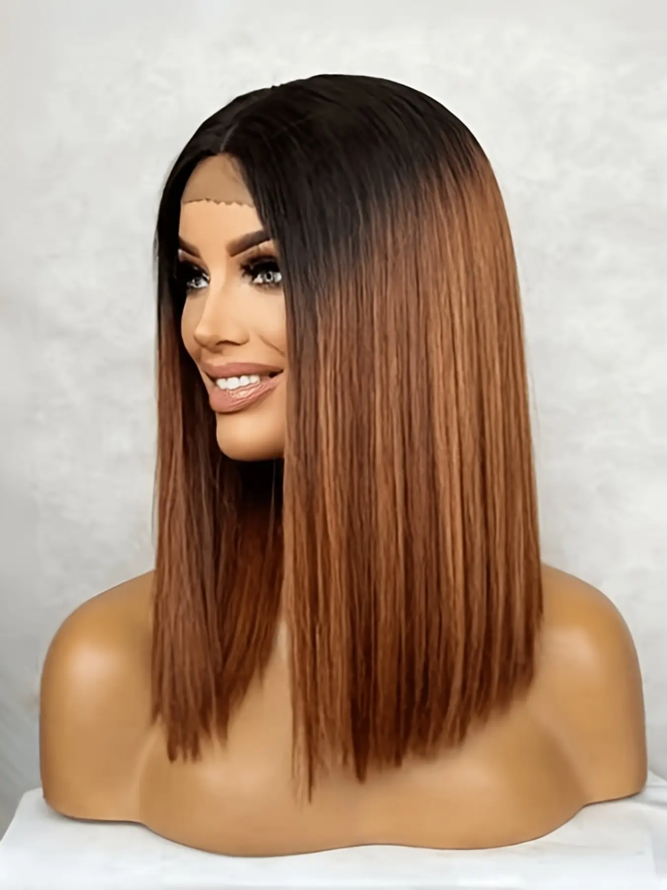14-Inch Short Wavy Wig, Bright Shadow Smooth Straight Hair, 180% Density, Soft Glue-Free Natural Look, Heat-Resistant Fiber