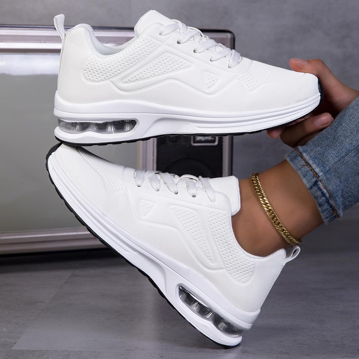 Women's Winter Outdoor Sports Shoes Thick Sole Height Increasing Sneakers 2026 Autumn Trendy Breathable Mesh Shoes Air Cushion Lightweight Shock Absorption Soft unning Shoes Women's Jump Rope Shoes Outdoor Tennis Shoes