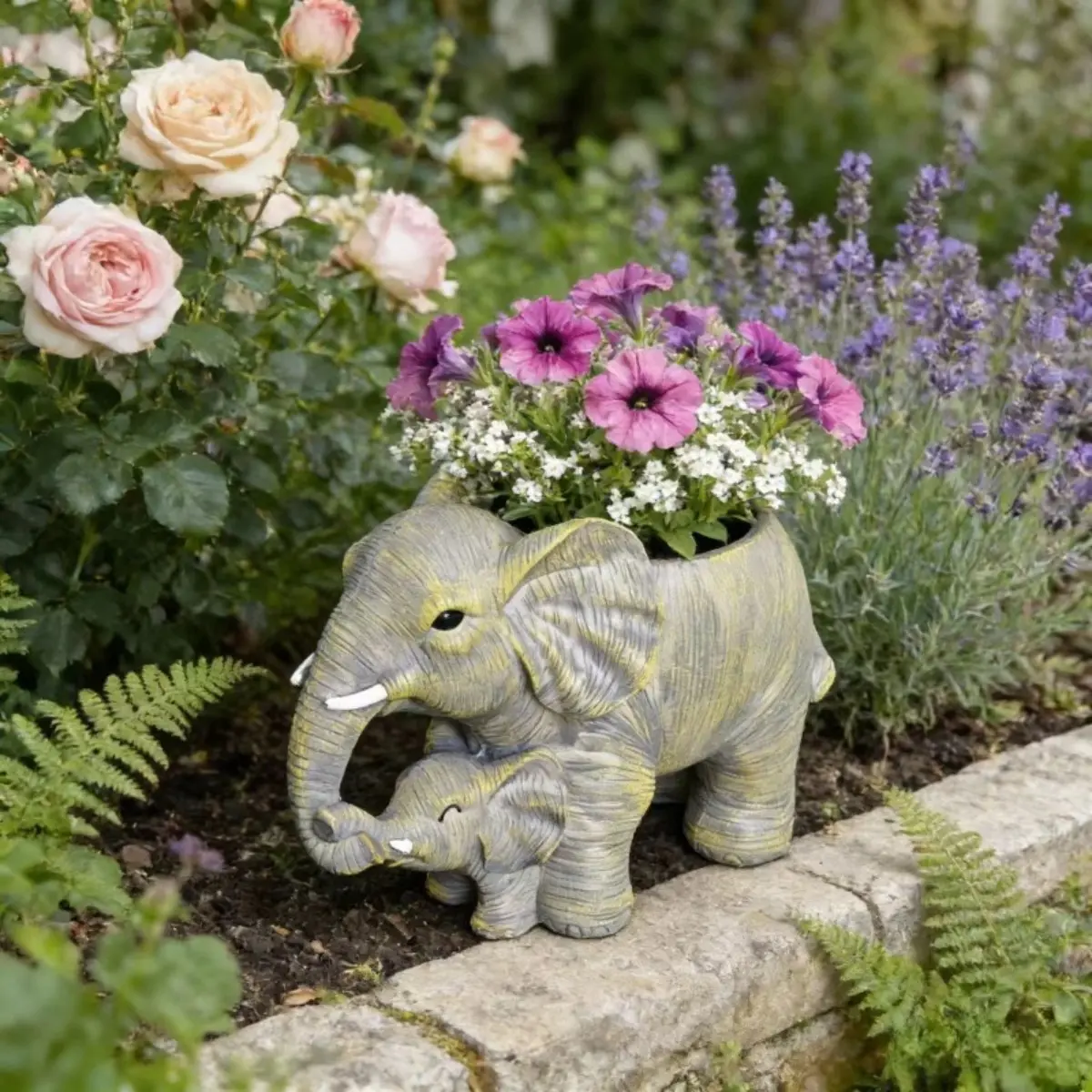 Handmade Mother Baby Elephant Resin Planter, Rustic Flower Pot for Succulents and Small Plants, Garden Decor for Patio, Balcony and Windowsill, Home Decorative Plant Pot, Gift for Mother's Day, Housewarming and Garden Lovers