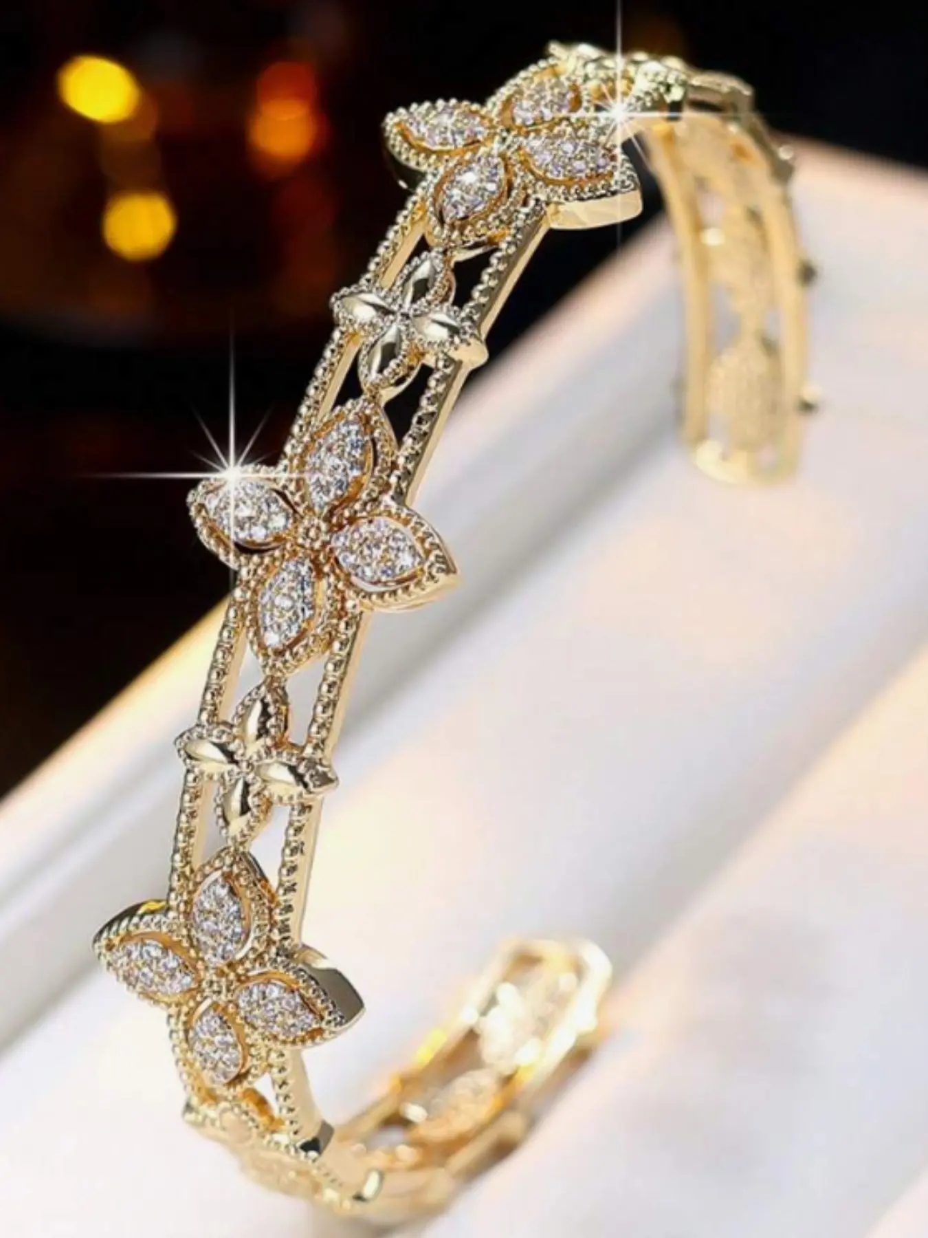Women's Copper Zircon Open Bracelet, Korean Style Fashion Simple Full Diamond High-End Jewelry, Elegant Hand Chain for All Seasons