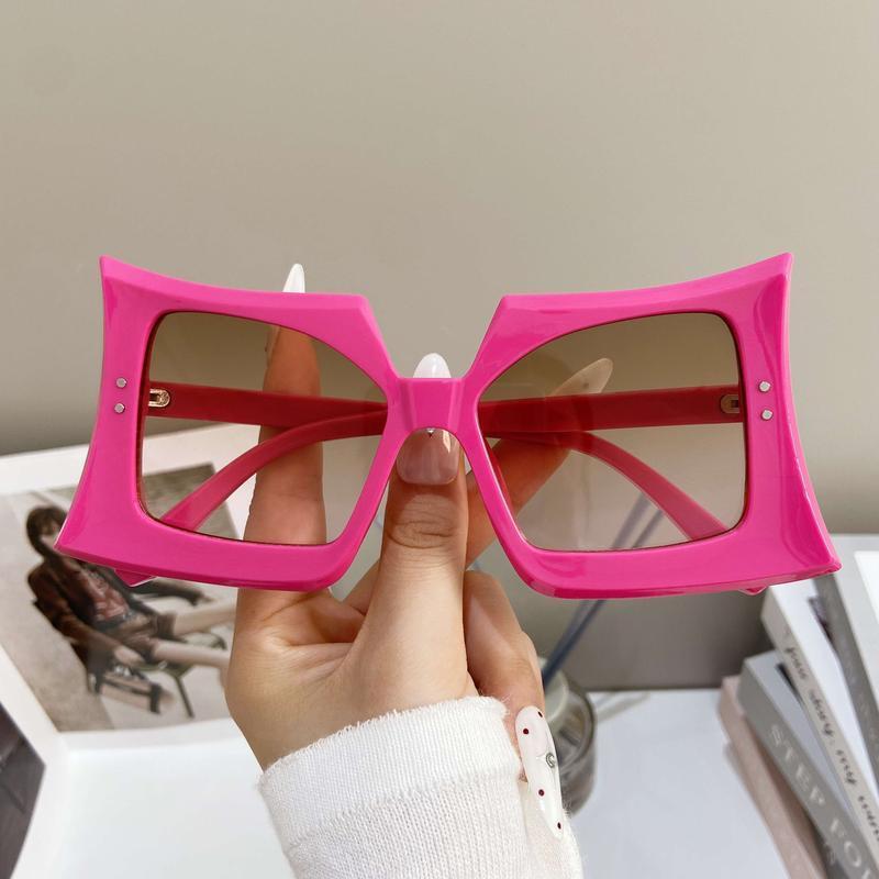 Oversized Gradient  for Women And Men – Green To Clear Frame, Anti-Reflective Lenses, Lightweight Metal Hinge, Stylish Eyewear for Parties, Photography, And Street Style Vintage Tortoiseshell  outdoor glass uv400 lens blinged sunglasses fall ses