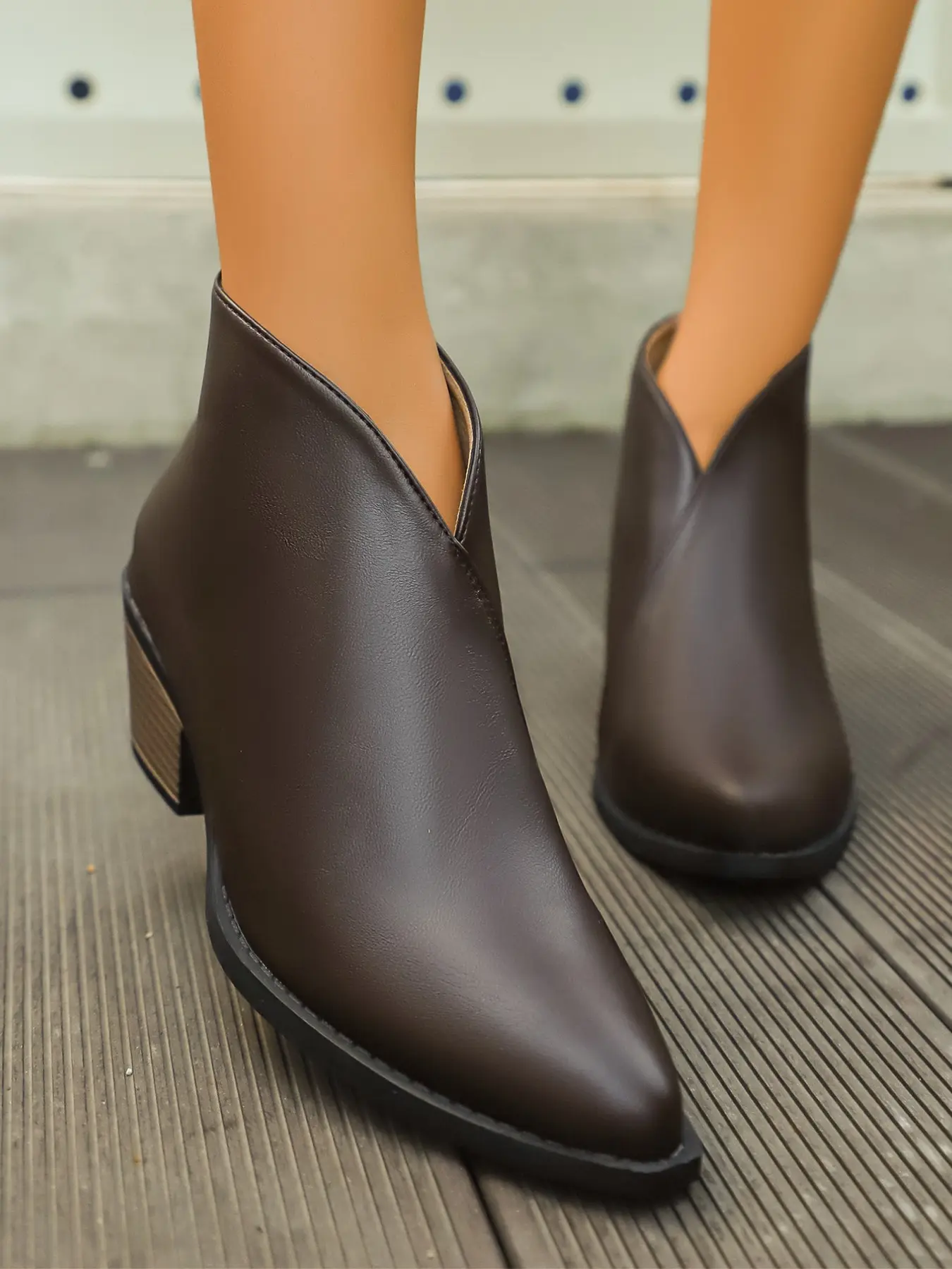 Women's Chelsea Boots, Fall Winter Smooth V-Neck Design, Pointed Toe Wood Grain Heel, Back Zip Ankle Boot, Retro Western Style, Anti-Slip Soft Sole