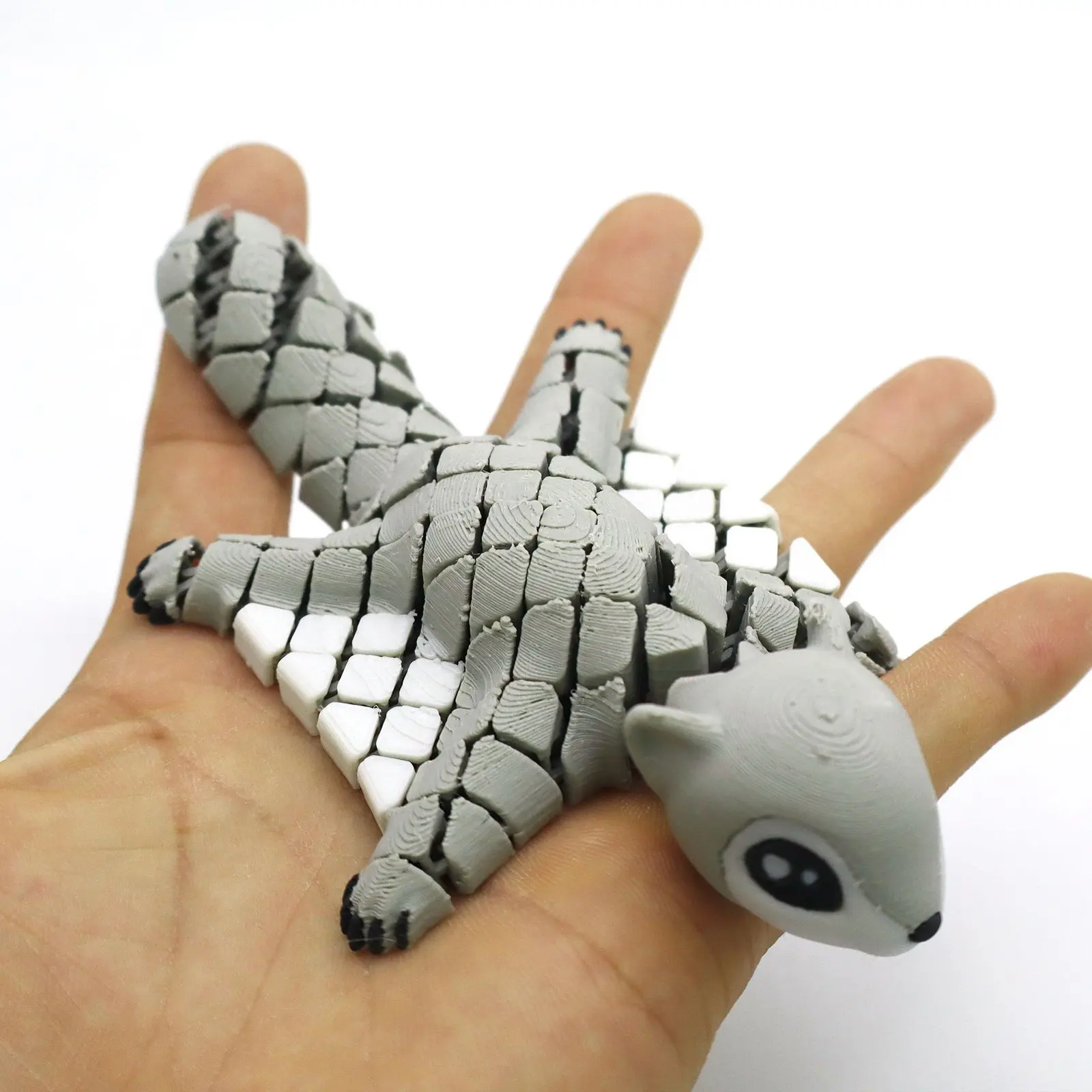3D Printed Full Joint Flying Squirrel Figurine, Modular 3D Model, Desktop Display, Micro Landscape Decoration, Collectible Ornament