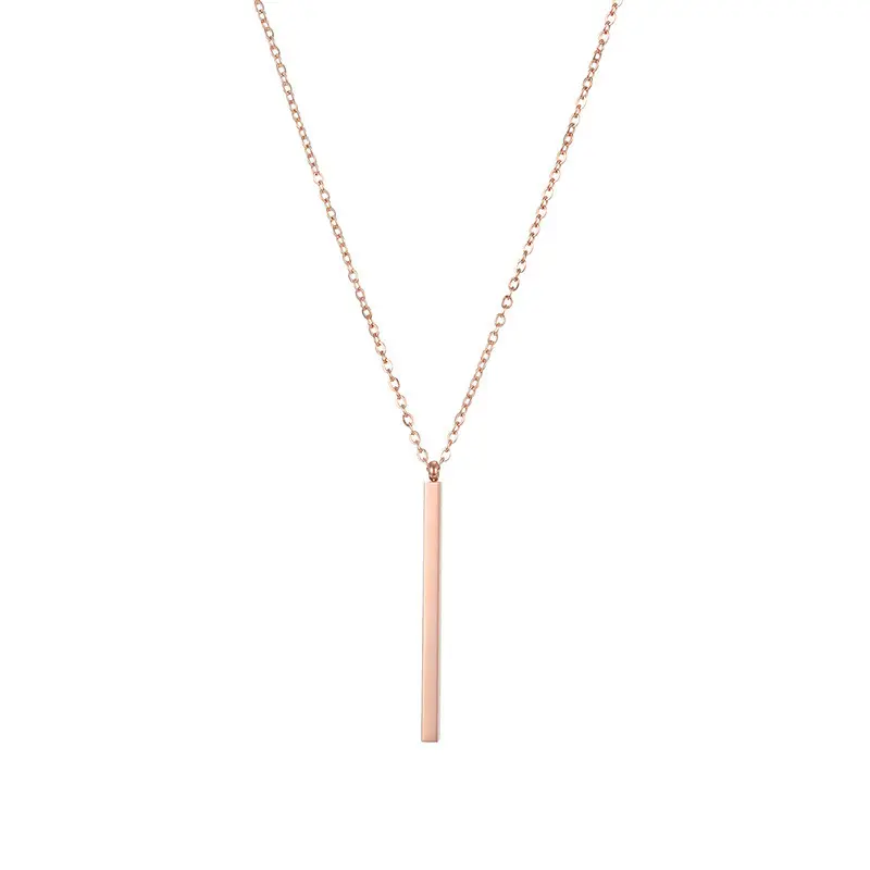 New non fading gold-plated necklace, geometric rectangular pendant, titanium steel accessory, extremely fine and exquisite