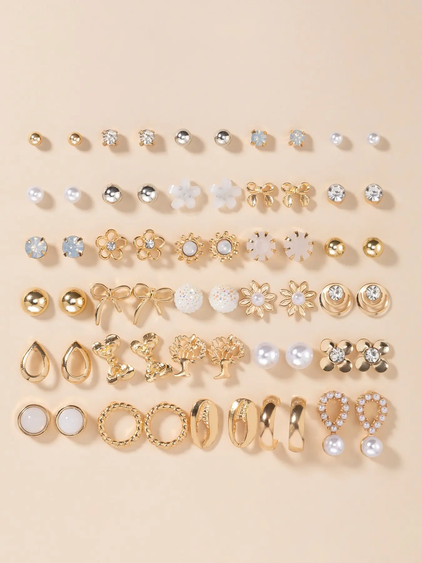 30 Pairs Unique Women's Dainty Earrings, Cute Small Flower Round Bow Ear Jewelry, Elegant Tiny Delicate Studs, Fashionable Accessories, Floral Stud Earrings