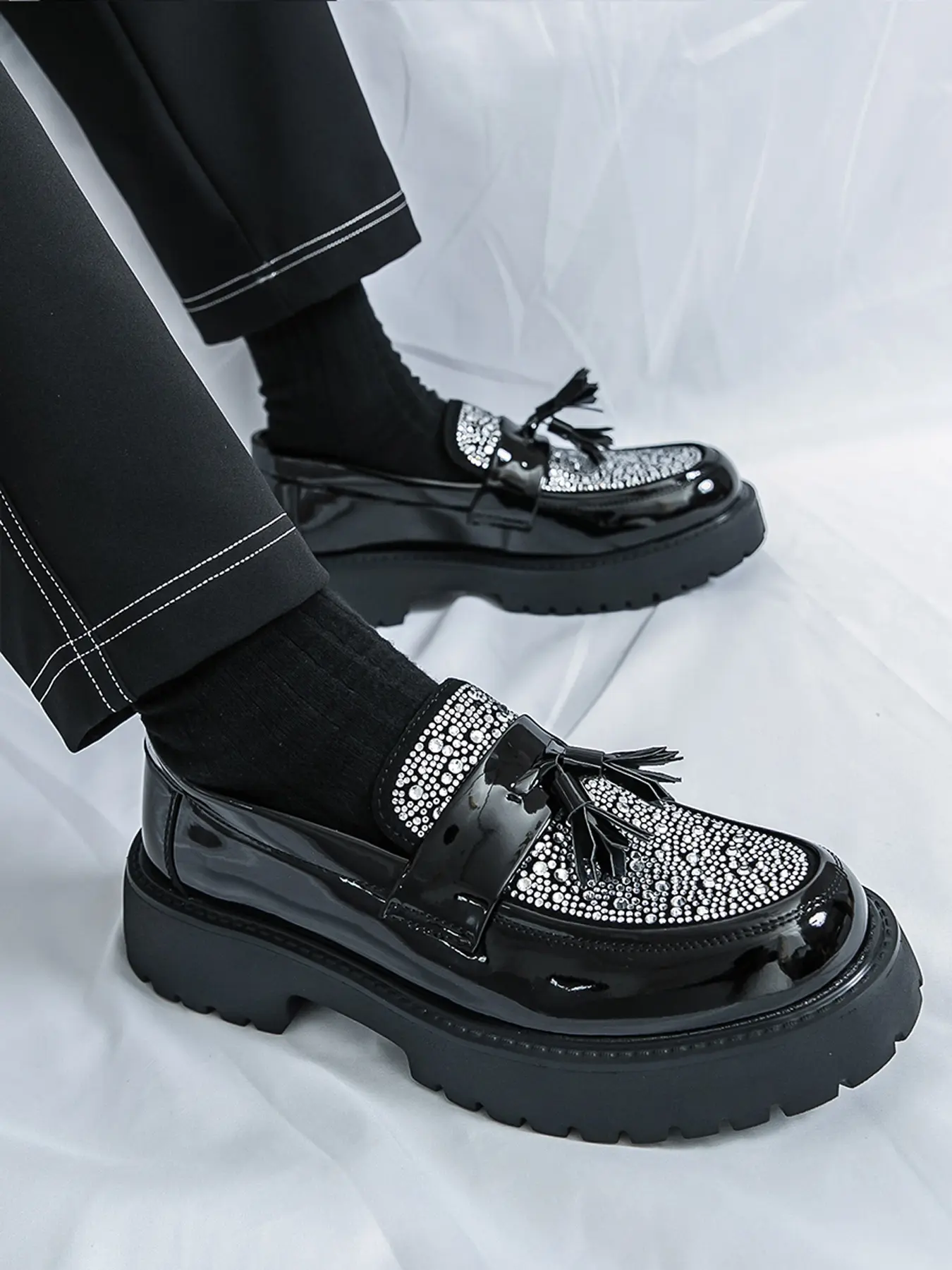 Luxury Rhinestone Fringe Men's Thick Sole Loafers, High Gloss Painted Leather, Breathable Soft Insole, Versatile Formal Shoes