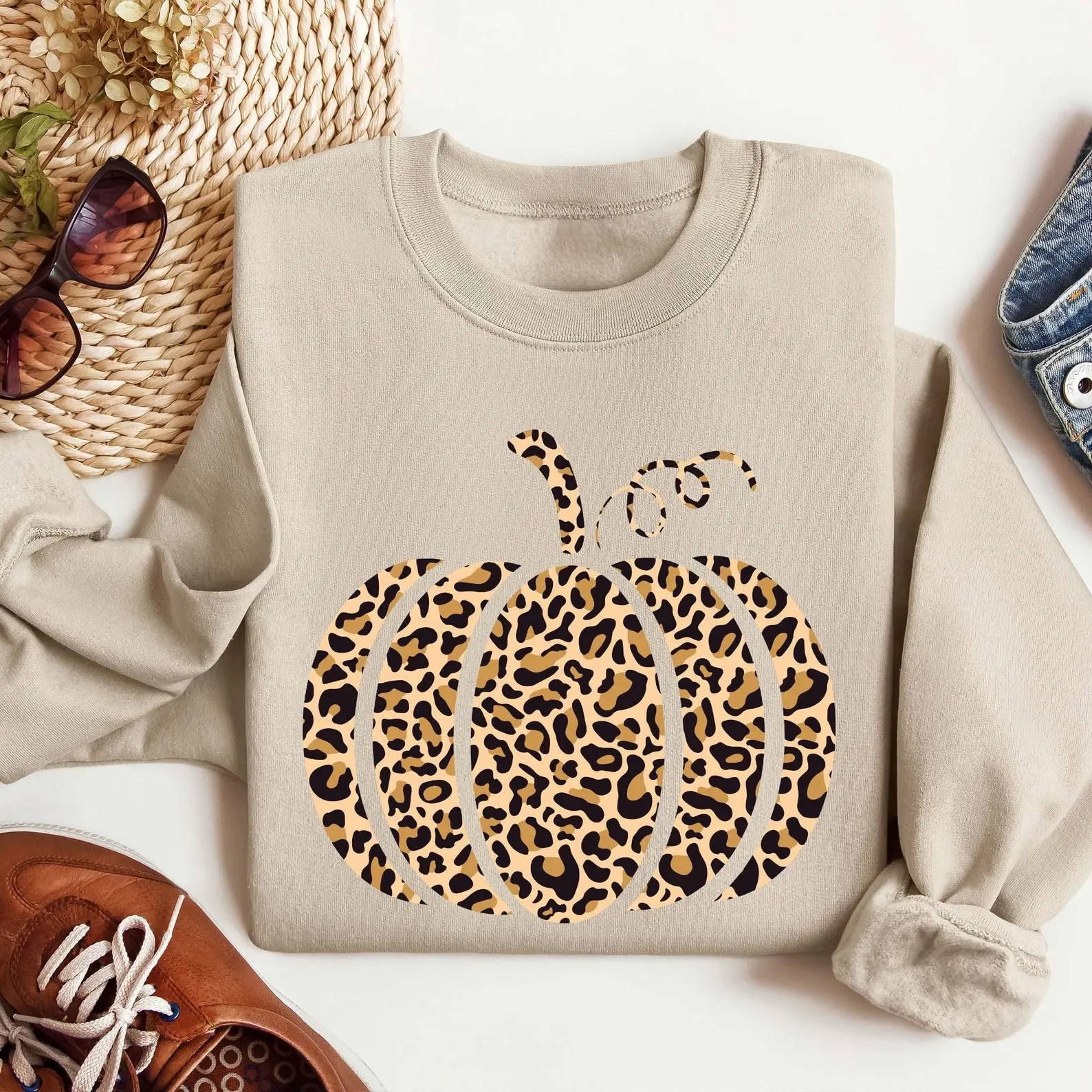 Leopard Pumpkin Sweatshirt, Leopard Print Sweatshirt,Womens Fall Sweatshirt,Fall Sweatshirt,Thanksgiving Shirt,Thankful Fall Sweatshirt