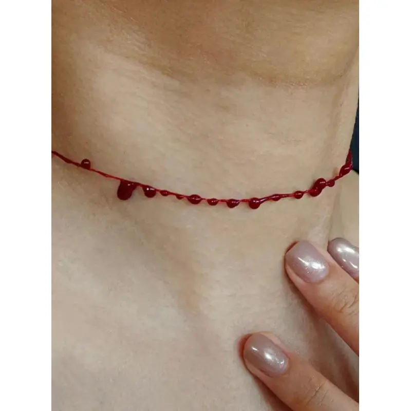 1pc Red Droplet Pendant Necklace, Dainty Choker Necklace, Blood Drop Necklace, Halloween Gift, Gothic jewelry, Vampire gift, uv reactive jewelry, costume jewelry necklace, Dark Academia Aesthetic