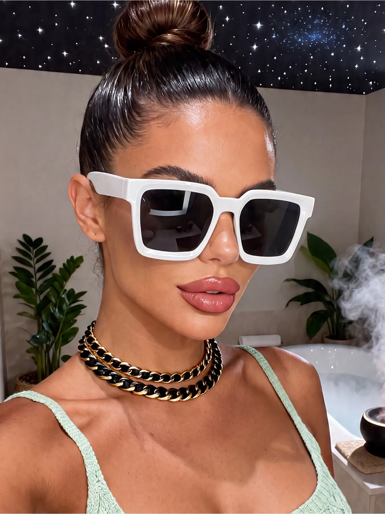 1 pair of men's and women's white square modern minimalist style sunglasses, suitable for daily, outdoor, and travel beach accessories