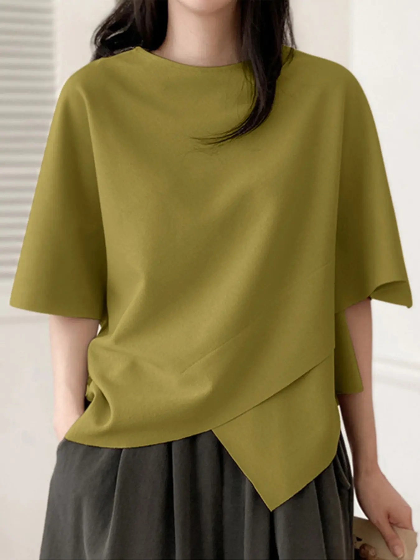 Women's Solid Color Basic Blouse, Shirts, Casual Style Round Neck Baggy Top for Summer, Breathable Soft Lightweight Women's Clothing for Everyday Wear, Patchwork