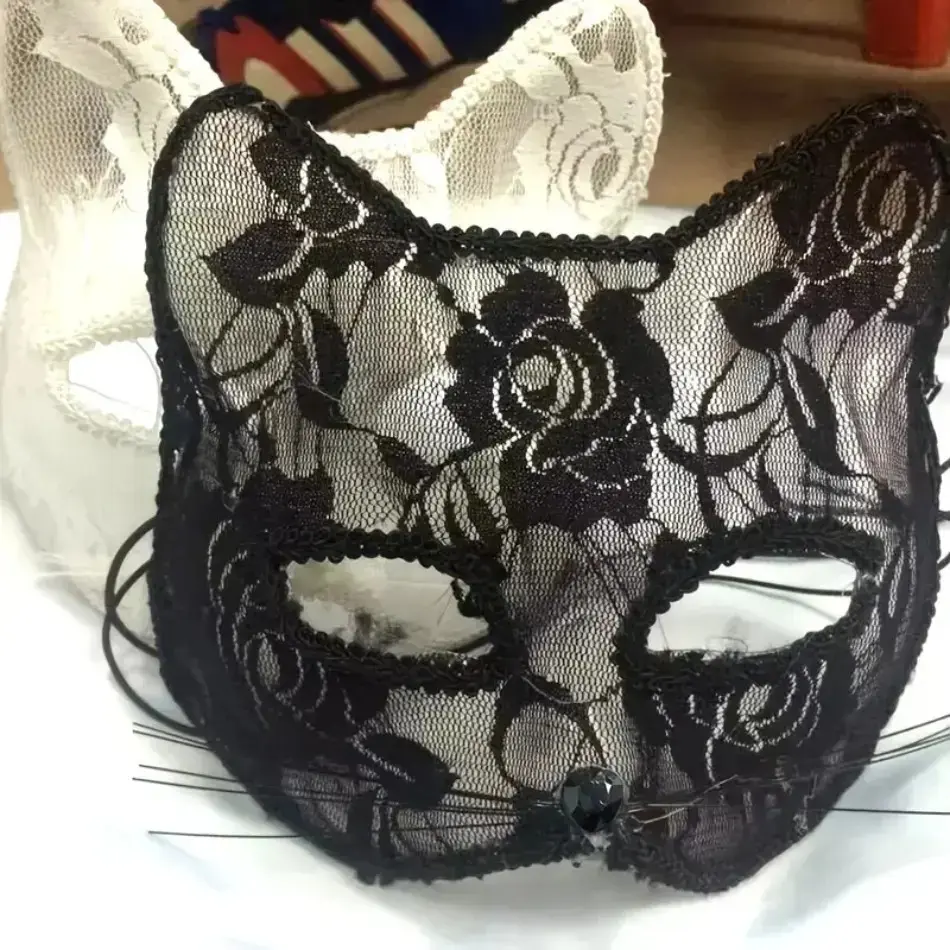 Women’s Lace Cat Eye Venetian Mask, Elegant Half Face Masquerade Mask with Feminine Lace Design, Vintage Costume Accessory for Halloween Party, Cosplay Events, Masquerade Ball, Carnival & Special Occasion Wear