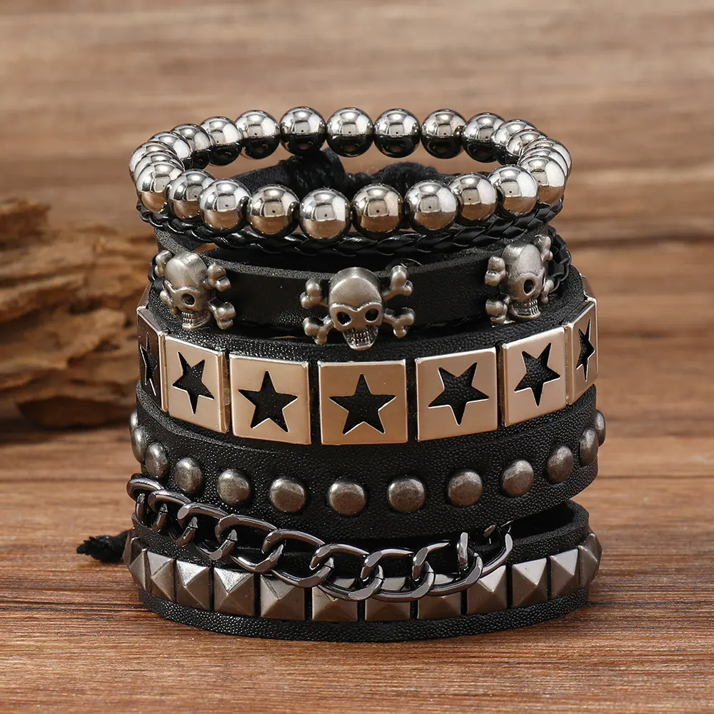 4Pcs Multilayer Star Emo Studded Bracelets Set for Men Women, Punk Rock Leather Cuff Bracelets Vintage Chain Pop 80s 90s Jewelry Skull Biker Studded Spiked Strand Bracelet Adjustable Halloween Wristband