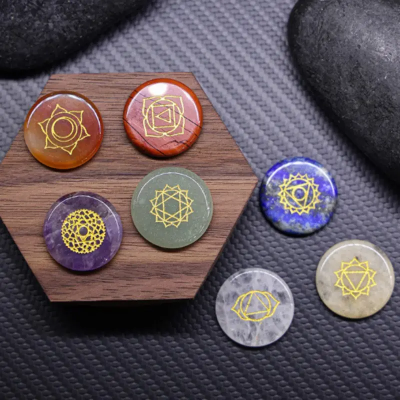 7-Piece Natural Crystal Rainbow Chakra Stones, Crystal Quartz Yoga Aura Set, Spiritual Energy Engraved Stones, Gifts for Holidays