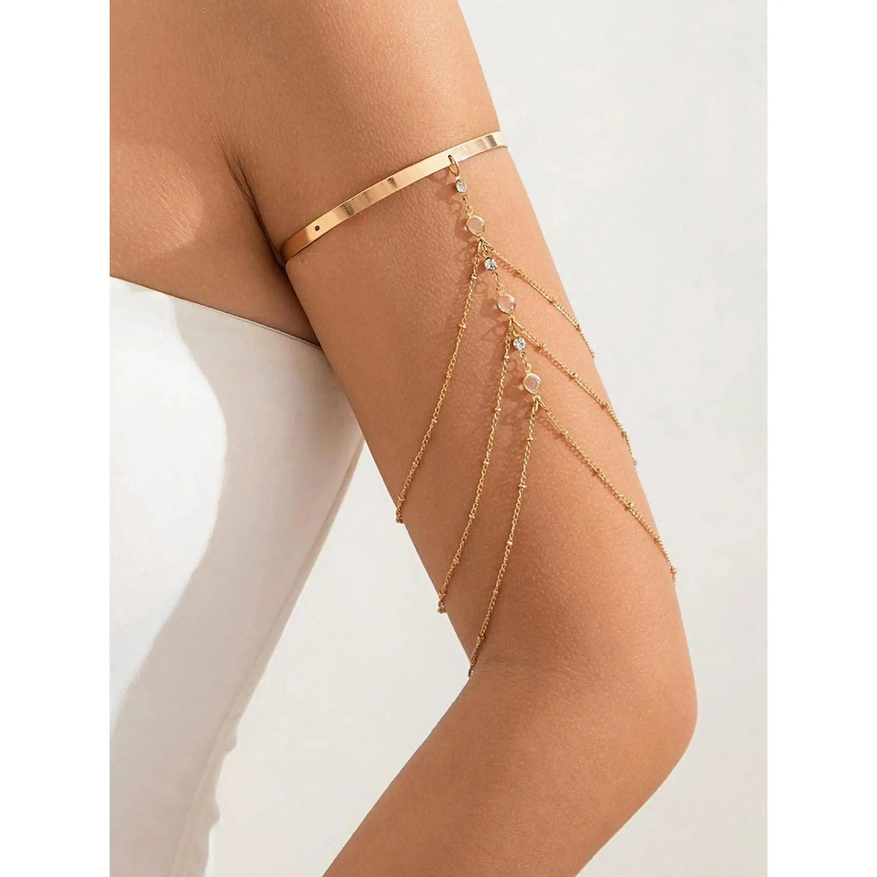 Viral Crystal Upper Arm Bracelet, Layered Rhinestone Arm Cuff for Women, Adjustable Gold Tone Body Jewelry, Coquette Y2K Festival Accessory, Beach Vacation Outfit, Rave Fashion, Trendy Gift