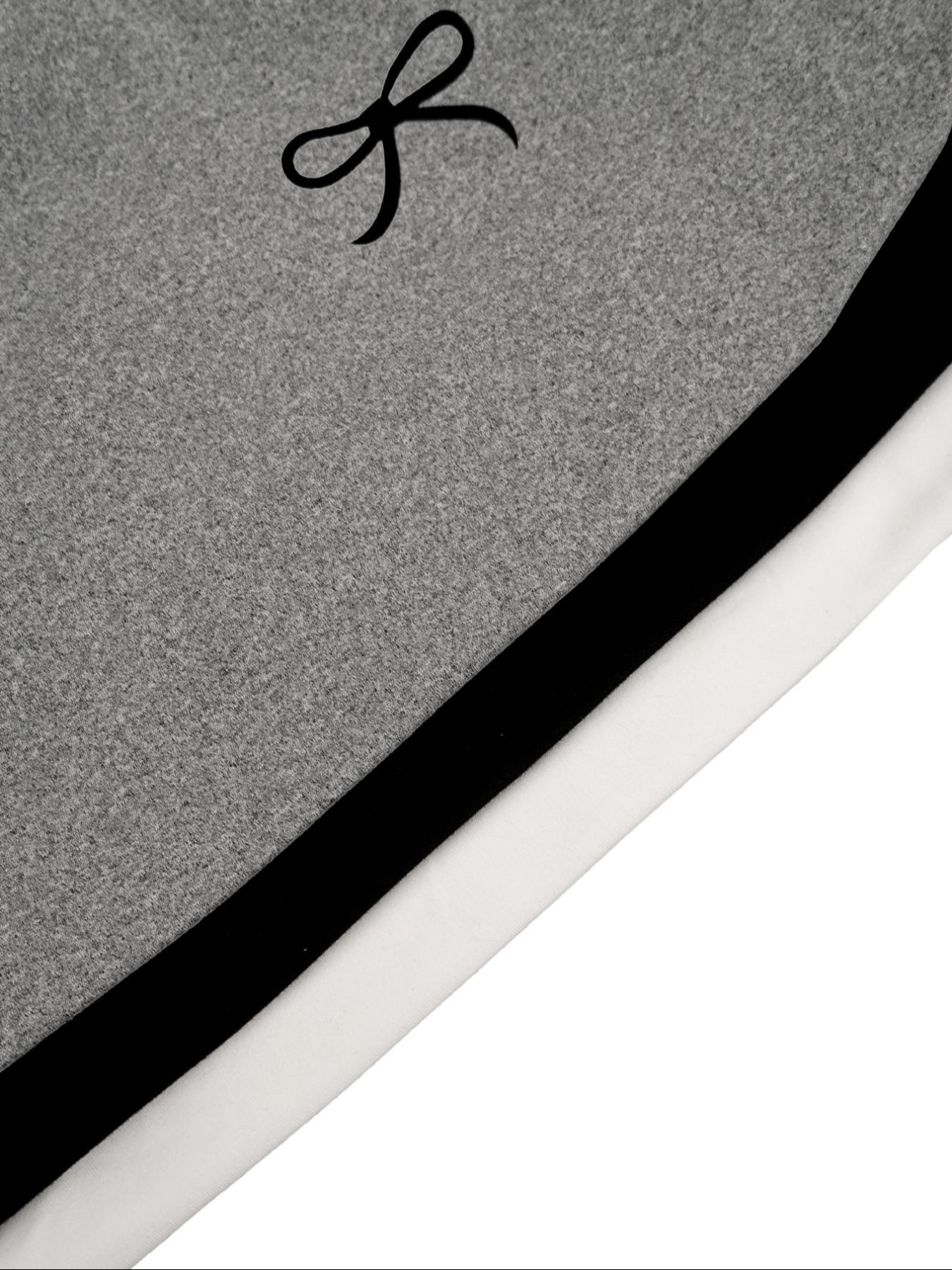 3pcs women's casual and fashionable Aesthetic slim fit small bow print details simple solid color pleated pullover shirt women's round neck long sleeved three piece T-shirt