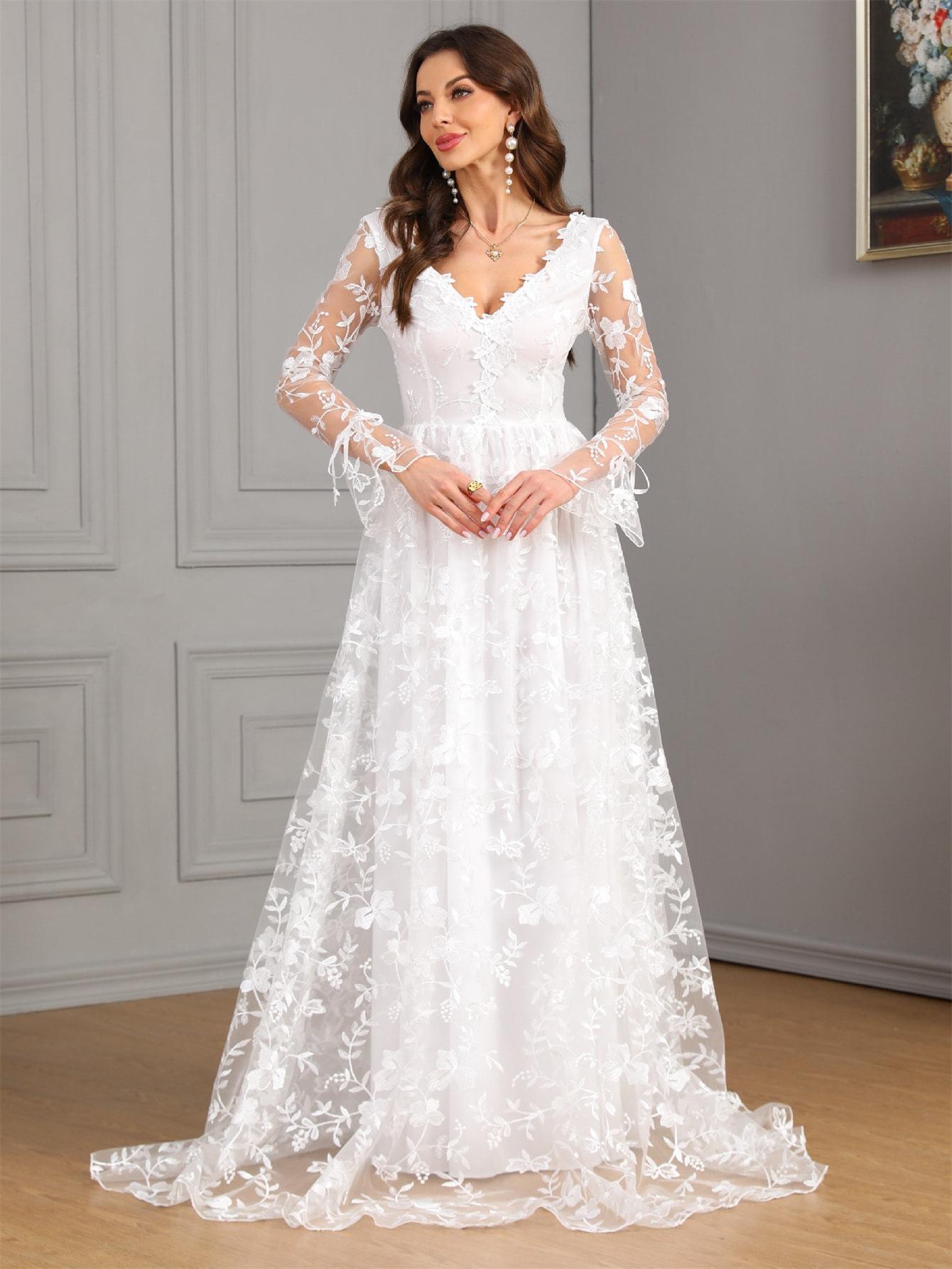 Long Sleeve V-Neck Lace Wedding Dress for Women – Fall/Winter New Style, Full A-Line Train Bridal Gown, Elegant Ceremony Dress