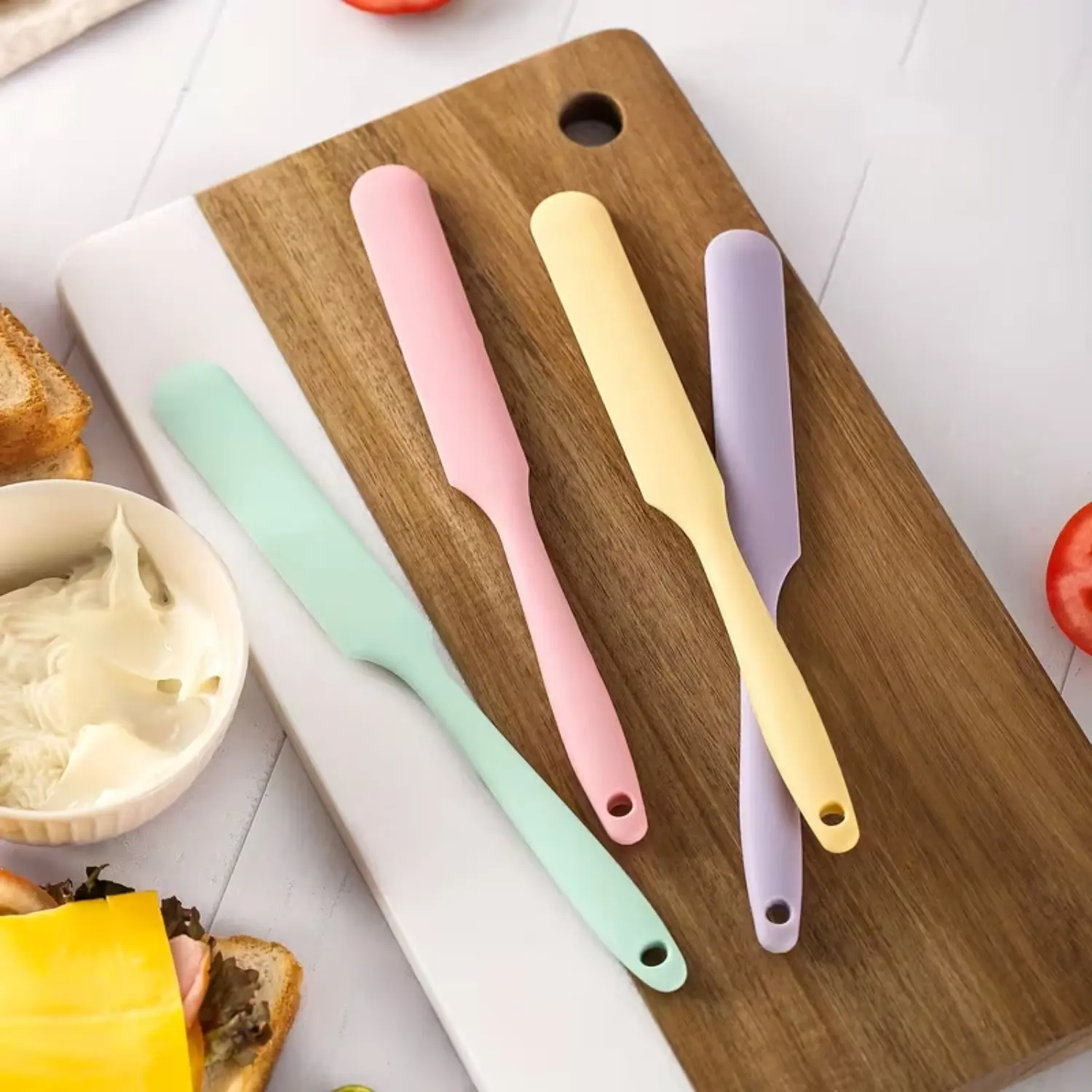 1/2/3 Piece Set of Silicone Scraper, Non Stick Frosting Scraper, Food Grade Silicone Material, High Temperature Resistance, Baking Tool, Kitchen Small Tool, Kitchen Accessory