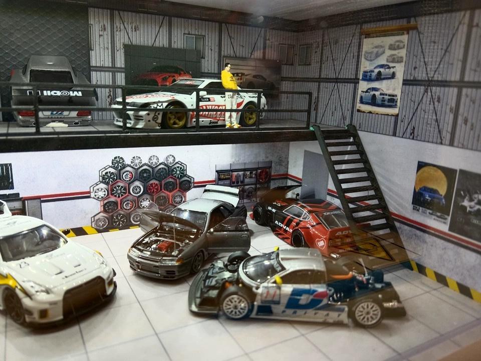 Diorama 1/64 Car Garage Model LED Lighting City Repair Workshop Two-storey Car Parking Lot Scene Display Model Collection Gift Toy