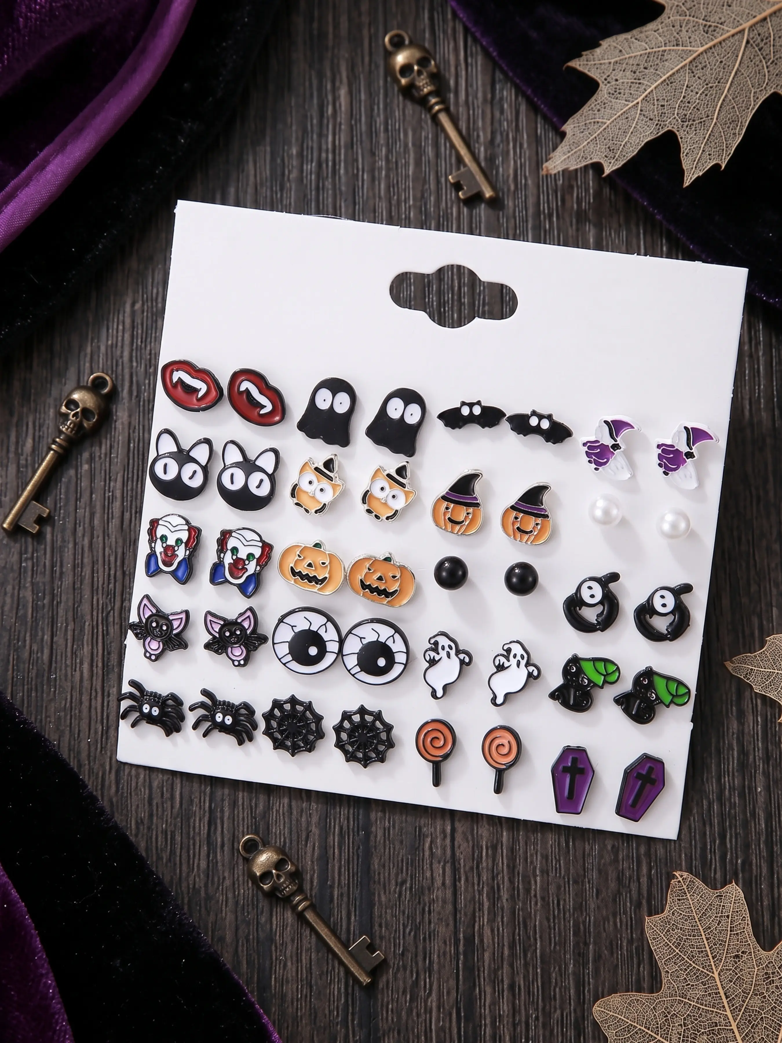 40 Pcs Gothic Halloween Mini Earrings Set, Alloy Pumpkin Ghost Bat Eye Coffin Joker Studs, Trendy Festival Jewelry, Women's Fall Party Accessory