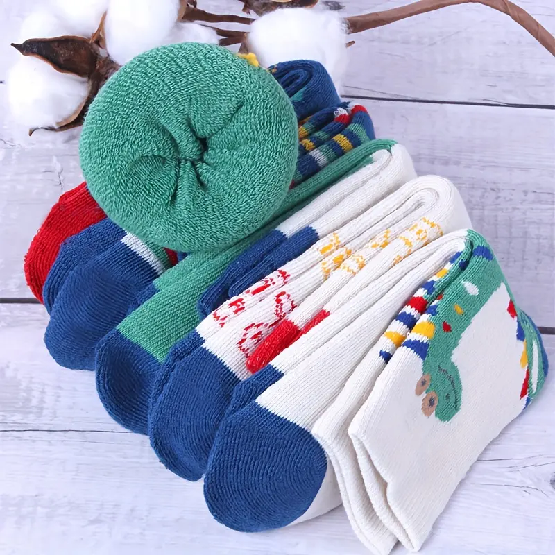 6 Pairs Boys' Thick Socks Autumn Winter Fleece Warm Socks Kids Mid-Calf Socks Dinosaur Pattern Suitable Outdoor, Color Random