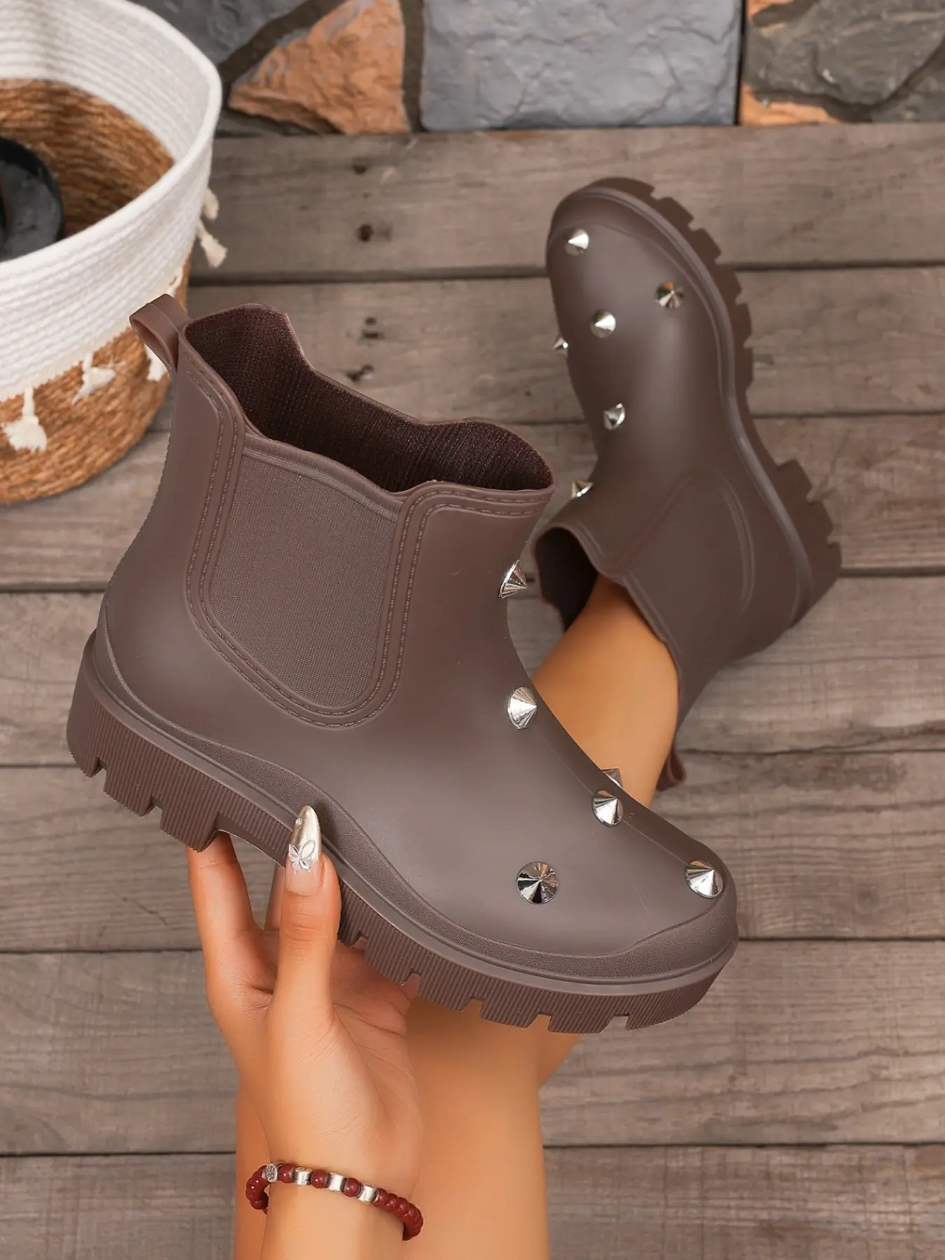 Dark Street Style Metal Rivet Short Rain Boots for Women, Anti-Slip Durable Thick Sole, Slip-On Waterproof Casual Workwear Shoes