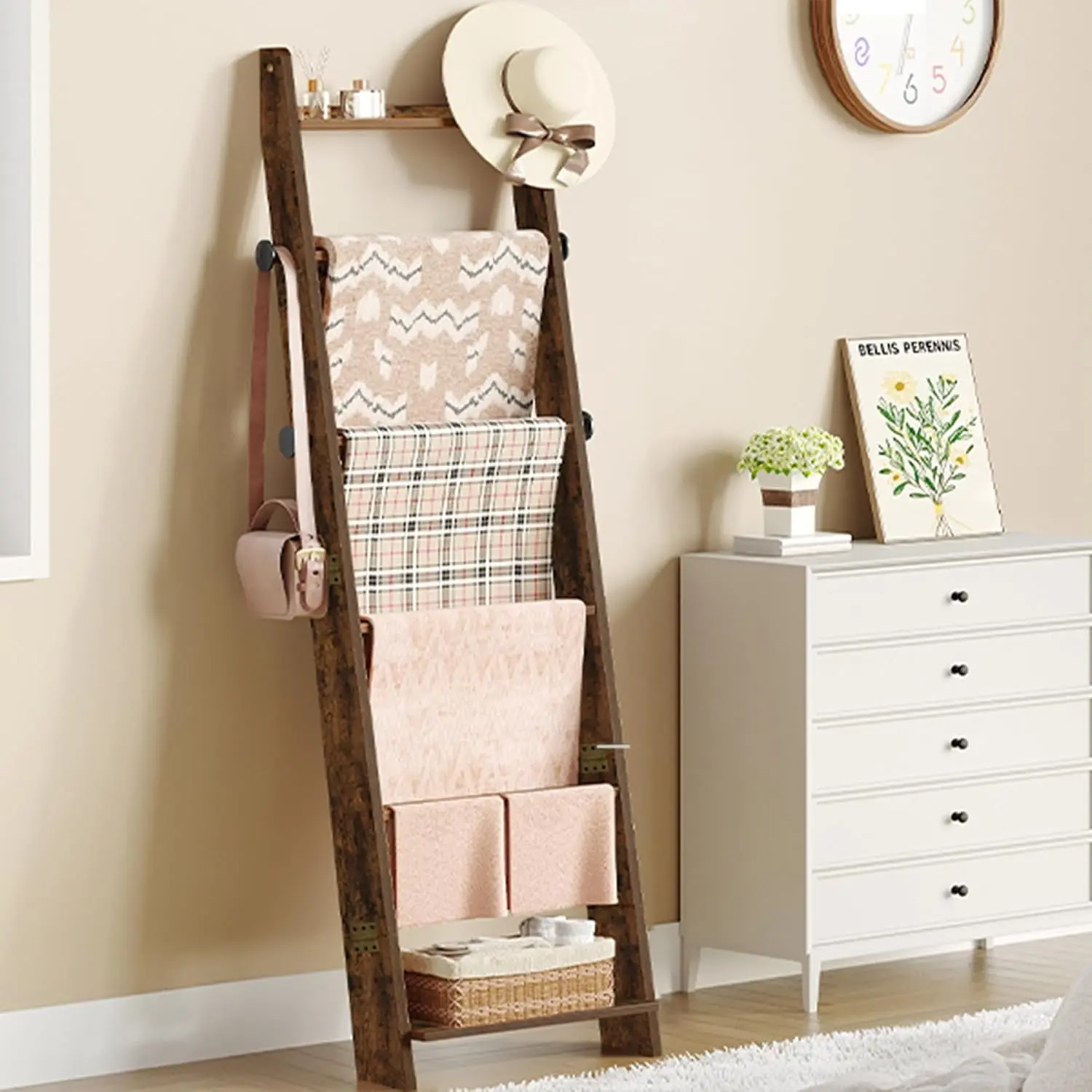 Blanket Ladder for Living Room, Decorative Quilt Rack with 4 Removable Hooks, 6-Tier Blanket Ladder Shelf for Bedroom, Rustic Brown BR30601X