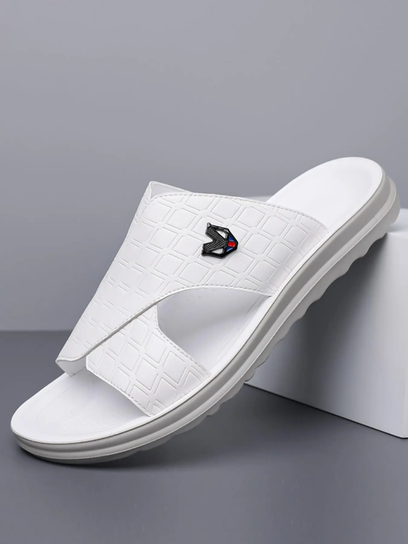 Cross Strap Men's Sandals, Beach Flip Flops, Checkerboard Pattern Sole, Anti-Slip Shock Absorption Thick Bottom, Multi-Scene Summer Slippers