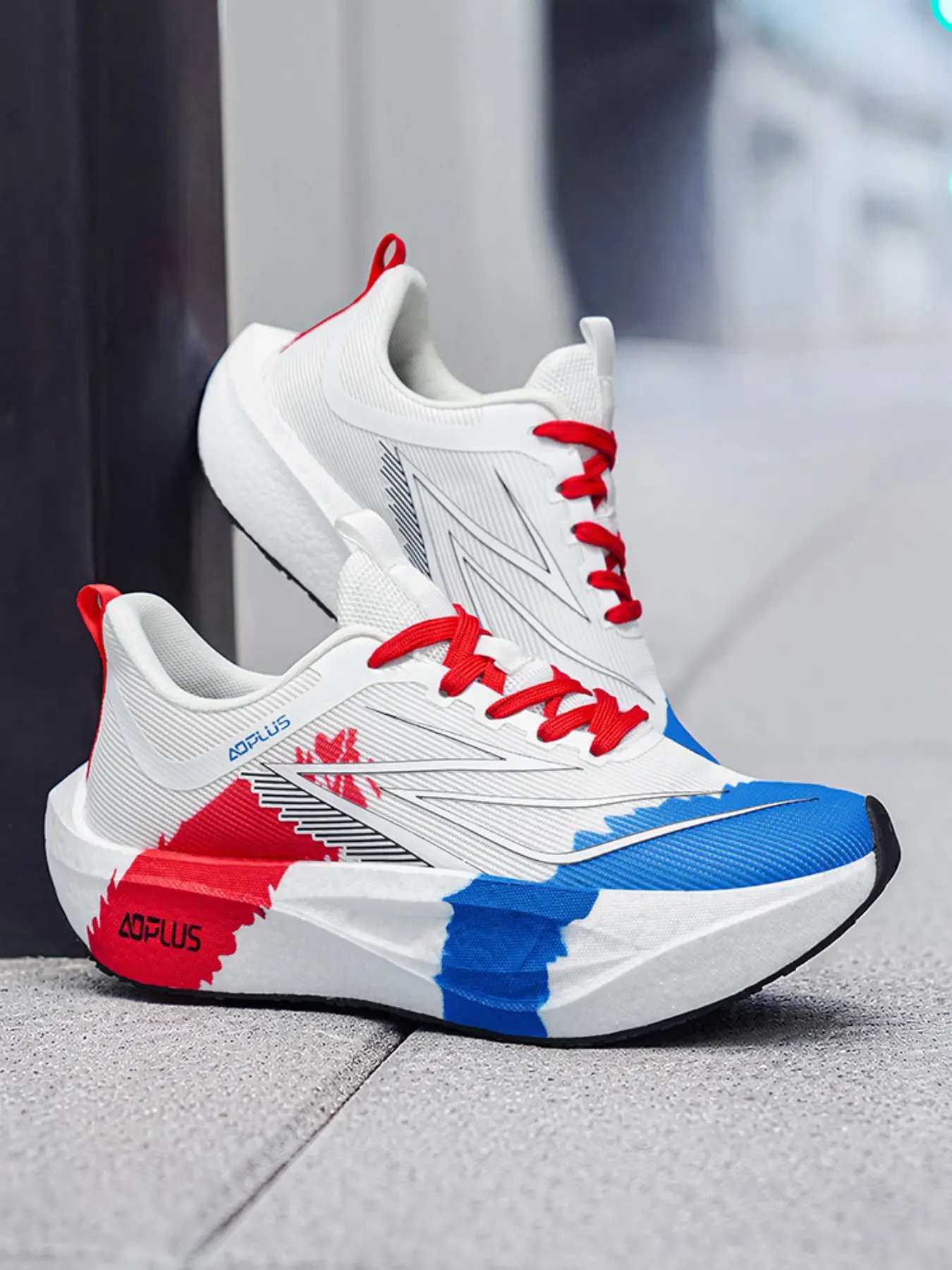Unisex Lightweight Running Shoes, Breathable Mesh Upper, High-Resilience Sole, Shock Absorption, Ideal for Daily Runs, Sizes 35-45, Multiple Colors
