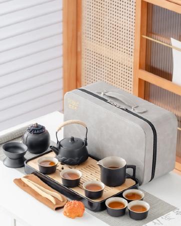 Japanese Tea Set, Chinese Tea Set, Tea Sets for Adults, Tea Pet, Gongfu Tea Set, Portable Tea Set, 14-Piece Porcelain Tea Set Withgrey Leather Case, Asian Tea Set for Home, Outdoor, Business