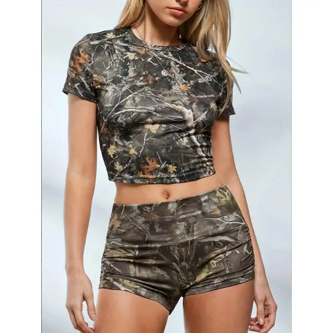 Unisex Camo Printed 2 Piece Matching Outfit, Short Sleeve Fitted Crop Top With Shorts, Trendy Y2K Summer Streetwear Set