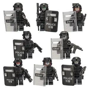 Humanoid dolls, soldiers' building blocks, mini dolls, small ornaments, cartoon characters, holiday gifts for boys and girls