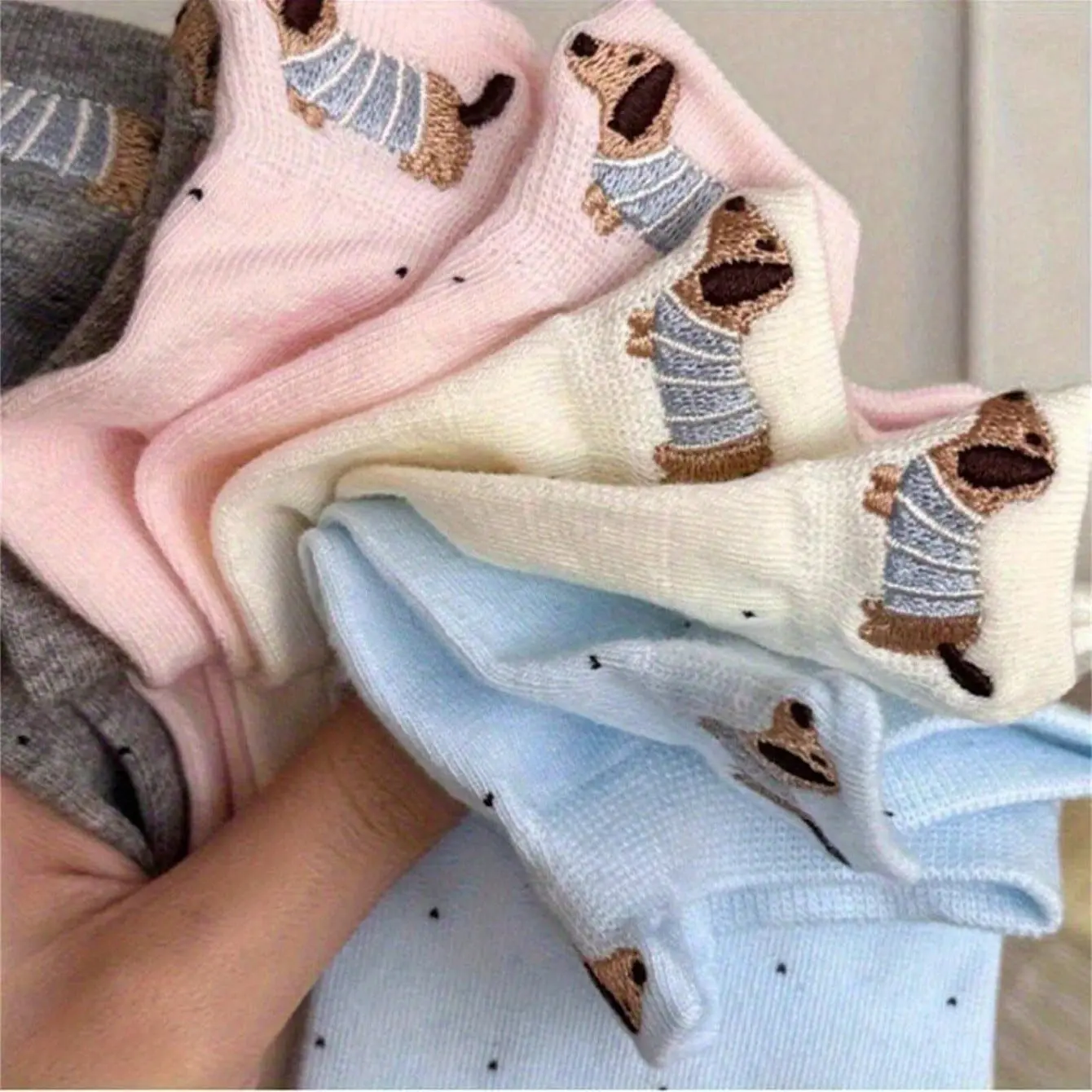 5 Pairs Women's Cute Weiner Dog Socks, Soft Pastel Colors, Breathable Ankle Socks for Daily Use, Gym, Travel, Comfortably Stylish