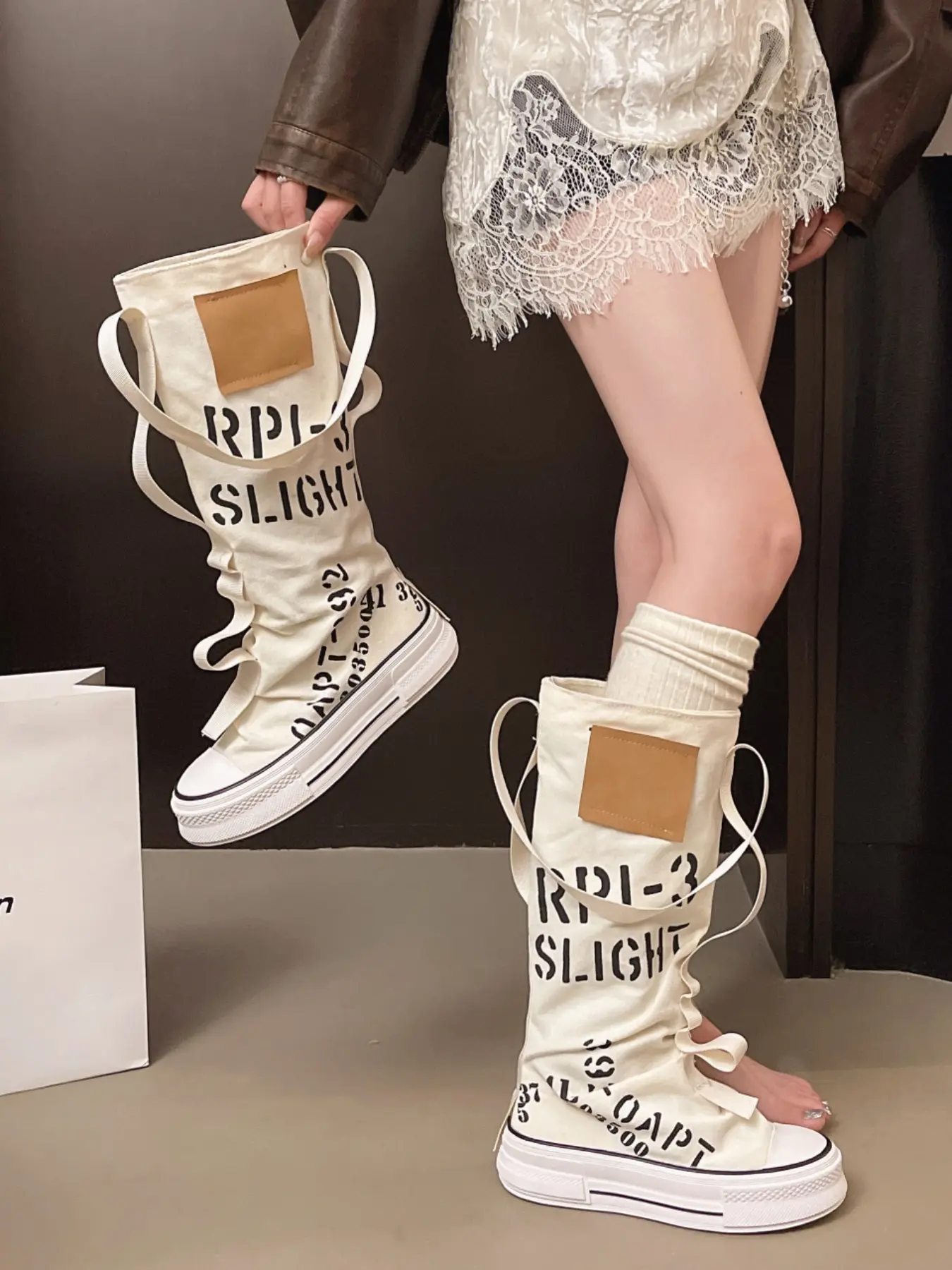 Women's High Top Canvas Boots, Fashionable Boots, Adjustable Metal Buckle, Non-Slip Rubber Sole, Street Style, All Seasons, Casual Fashion Shoes