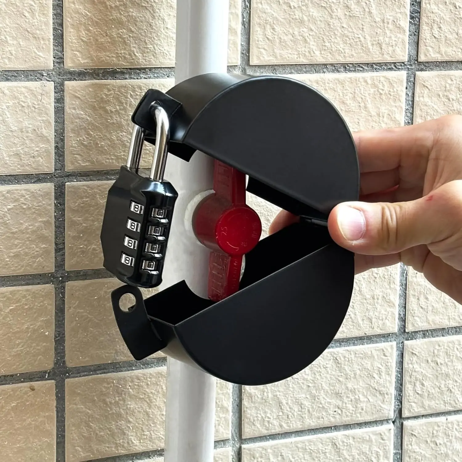 Gate Valve Locking Device (With Password Lock) Gate Valve Lock, Outdoor Faucet Lock, Removable and Easy to Use, Can Prevent Water Theft