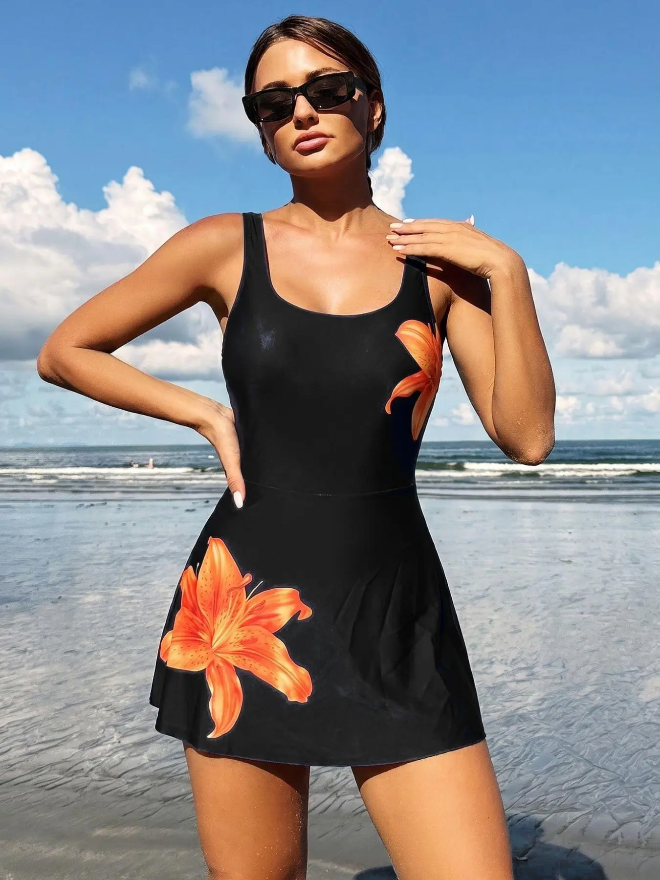 Women's Floral Print Swim Dress One Piece Swimsuit Scoop Neck Tummy Control Skirted Bathing Suit Built in Shorts Modest Beachwear Swimdresses