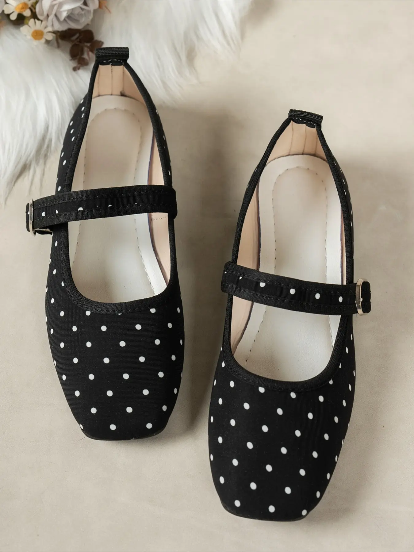 1 Pair Women's Polka Dot Square Toe Mary Jane Flats, French Buckle Strap Soft Sole Shoes, Retro Elegant Footwear for Commute & Daily Outings, Flat Bottom Shoes