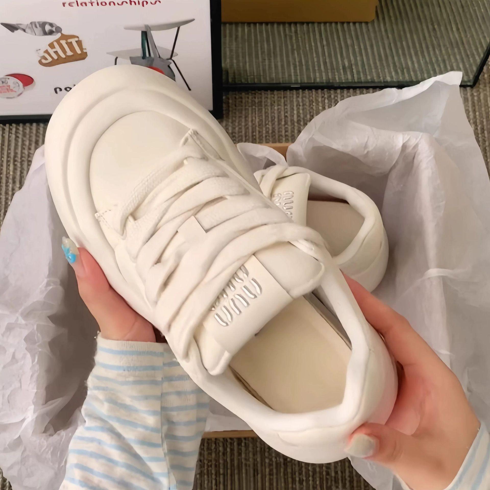 Ugly-cute big-toe loafers for women, 2026 spring new model, popular online, thick-soled height-increasing casual sports sneakers