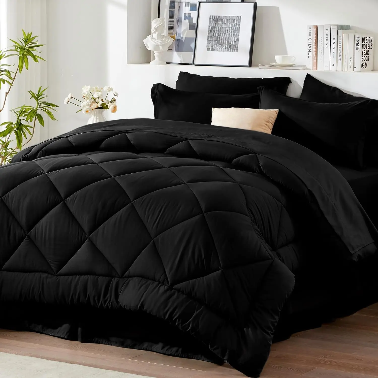 Queen Comforter Set Black - Bed in a Bag Queen Size 8 Pieces, All Season Bed Set, Fluffy Comforter Set with Sheets, Sheet Set Quilt Blanket, Pillowcases & Shams & Bed Skirt