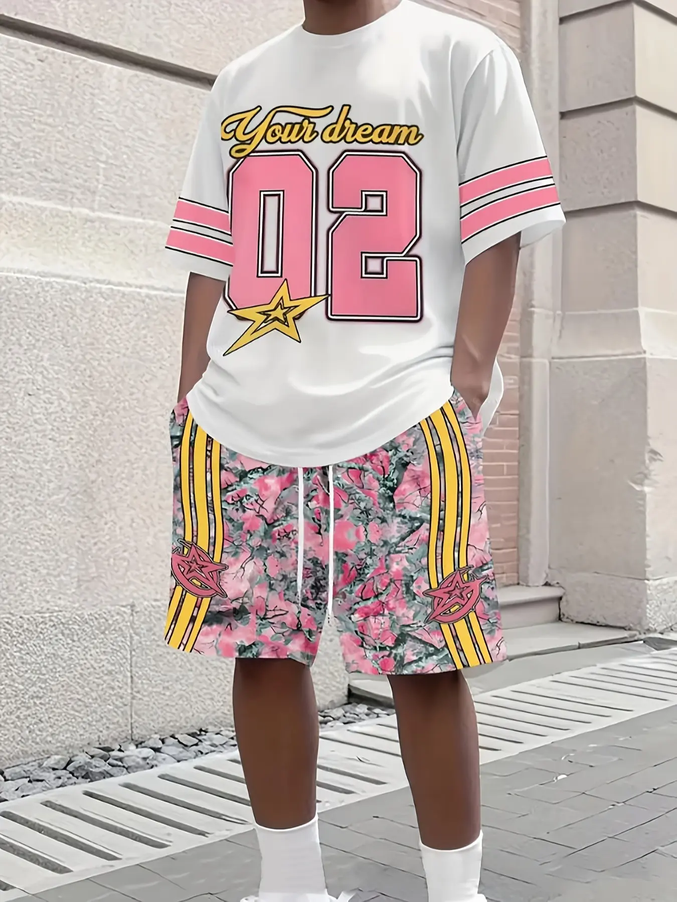 Men's Fresh Two-Piece Set, Star Short Sleeve Top, Camouflage Floral Shorts, Casual Fitted Suit, All over Print, Unlined, Outfit