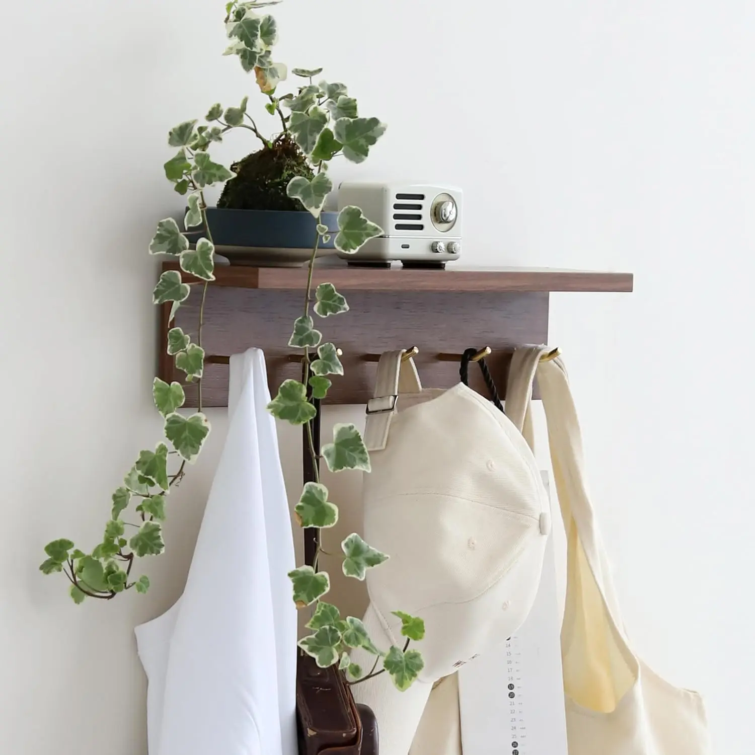 Marine Plywood Wall Mounted Coat Rack with Shelf & Key Hooks, 5 Brass Hooks Entryway Organizer, Modern Floating Shelf for Bedroom Hallway, Space-Saving Home Storage Rack (1, Walnut Finish)