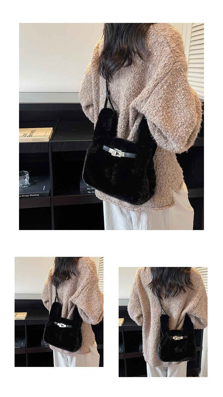New Winter Faux Fur Top Handle Bag Korean Fashion Crossbody Bucket Bag for Women Comfortable and Versatile Texture Shoudler Bag